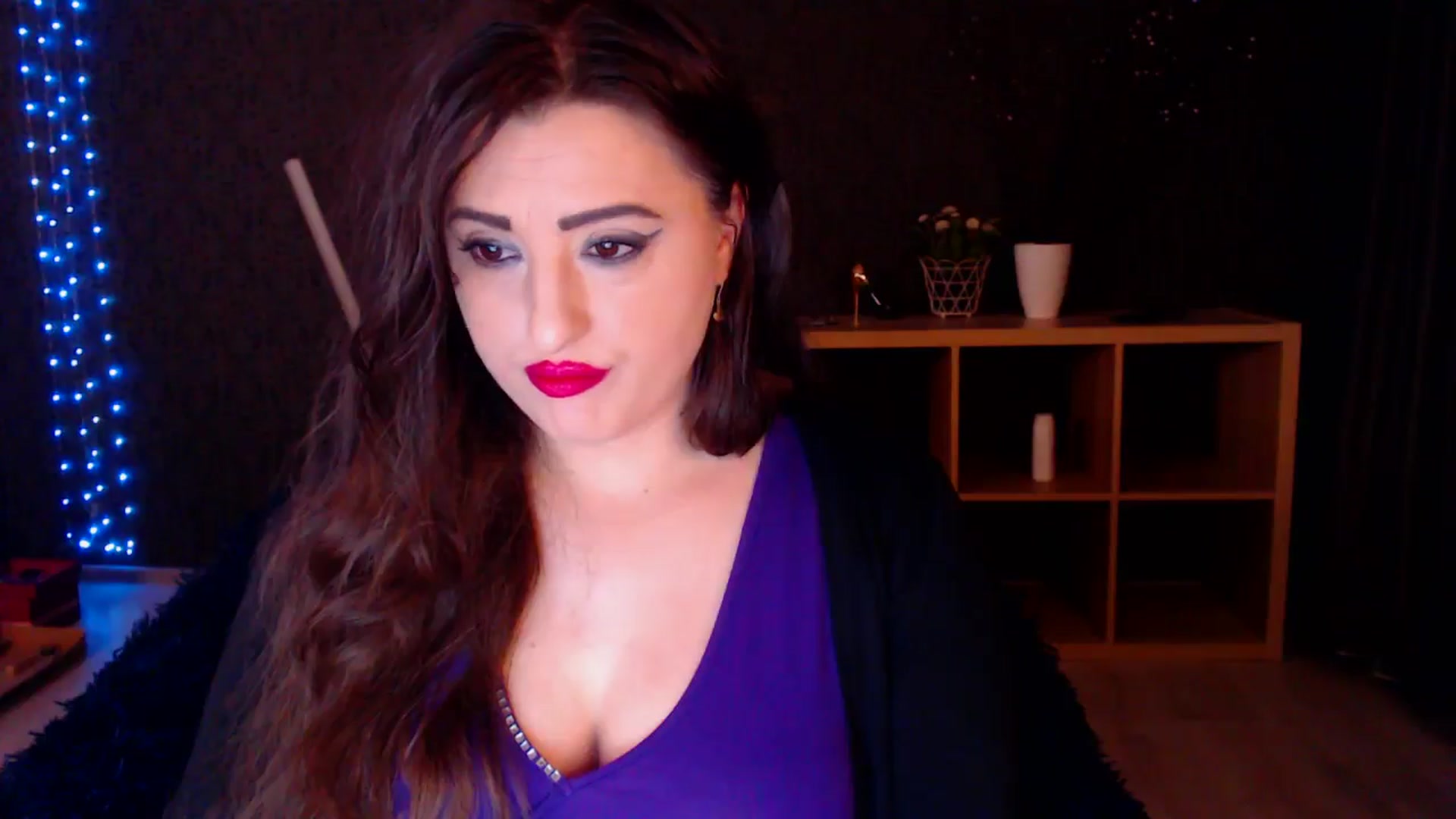 Gallery image thumbnail from HotRebbecca's myfreecams stream on, 03/16/2025, 24:07 image 8 of 20