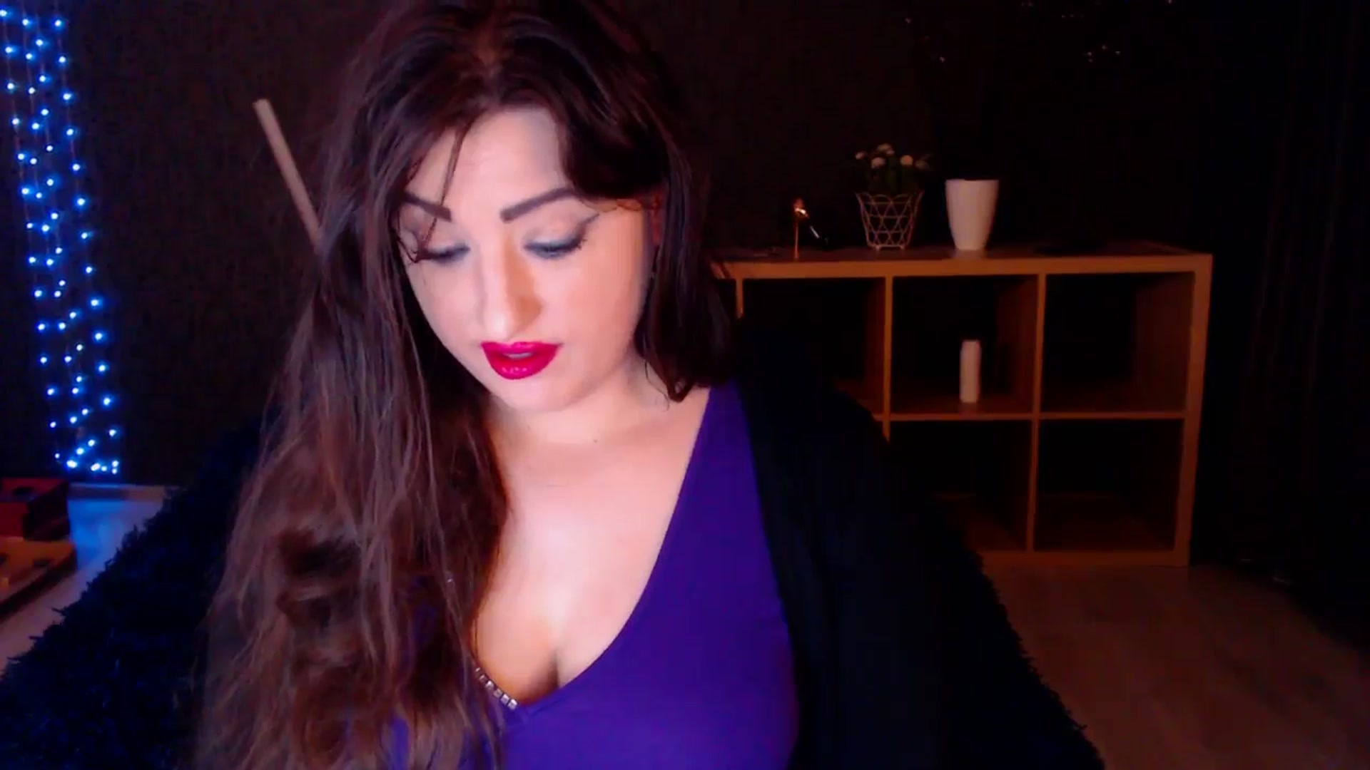 Gallery image thumbnail from HotRebbecca's myfreecams stream on, 03/16/2025, 24:07 image 19 of 20