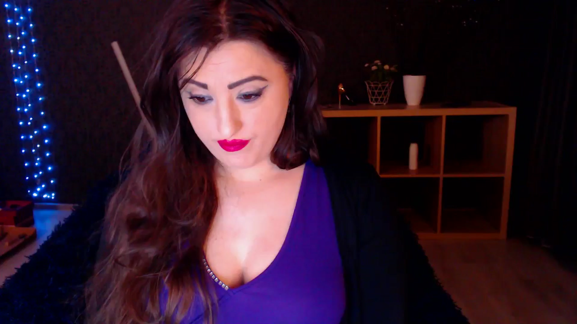 Gallery image thumbnail from HotRebbecca's myfreecams stream on, 03/16/2025, 24:07 image 9 of 20