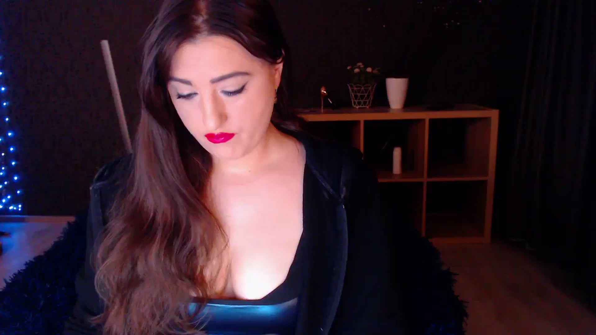 Gallery image thumbnail from HotRebbecca's myfreecams stream on, 03/17/2025, 22:30 image 7 of 20