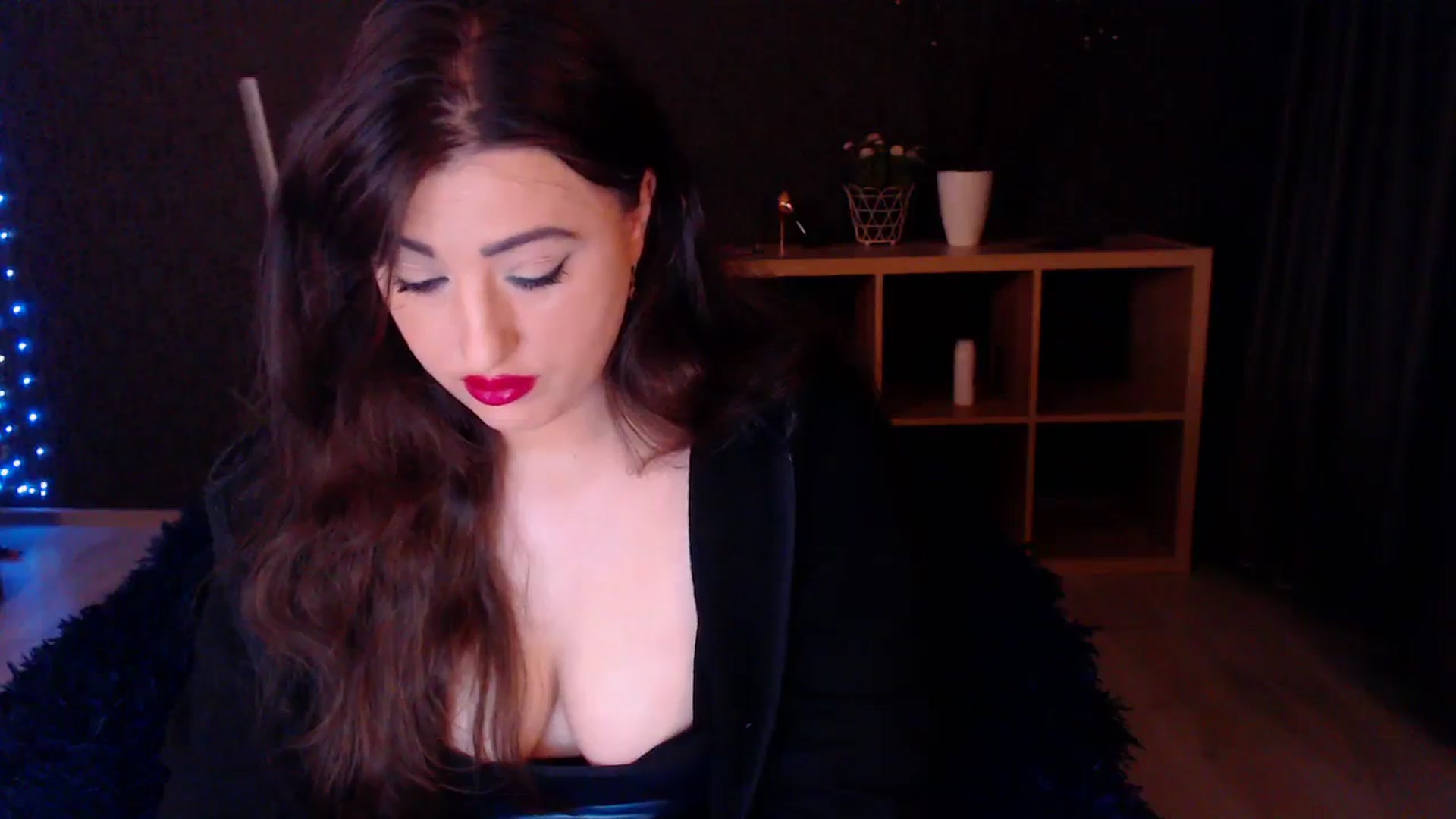 Gallery image thumbnail from HotRebbecca's myfreecams stream on, 03/17/2025, 22:30 image 18 of 20