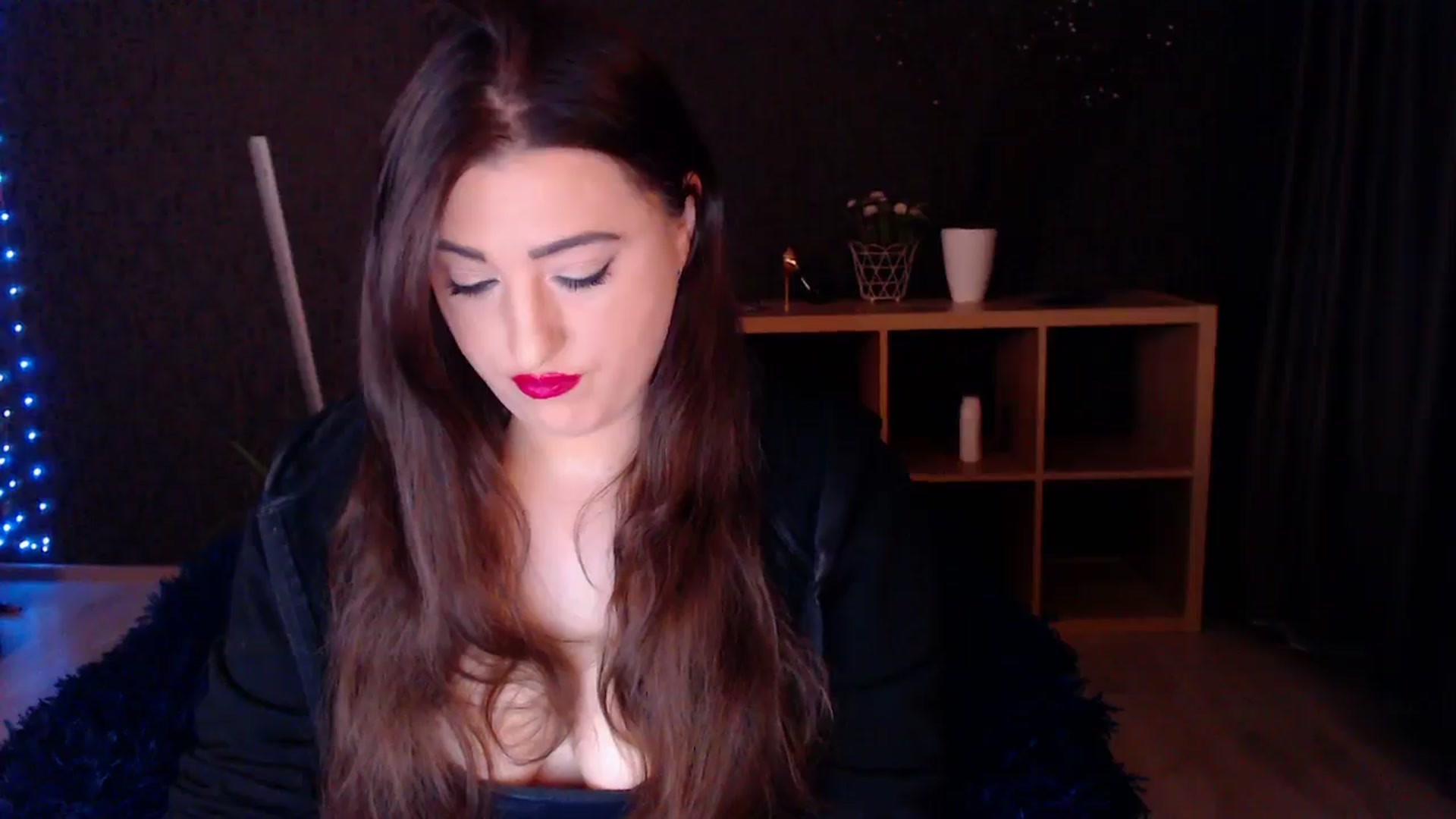 Gallery image thumbnail from HotRebbecca's myfreecams stream on, 03/17/2025, 22:30 image 5 of 20