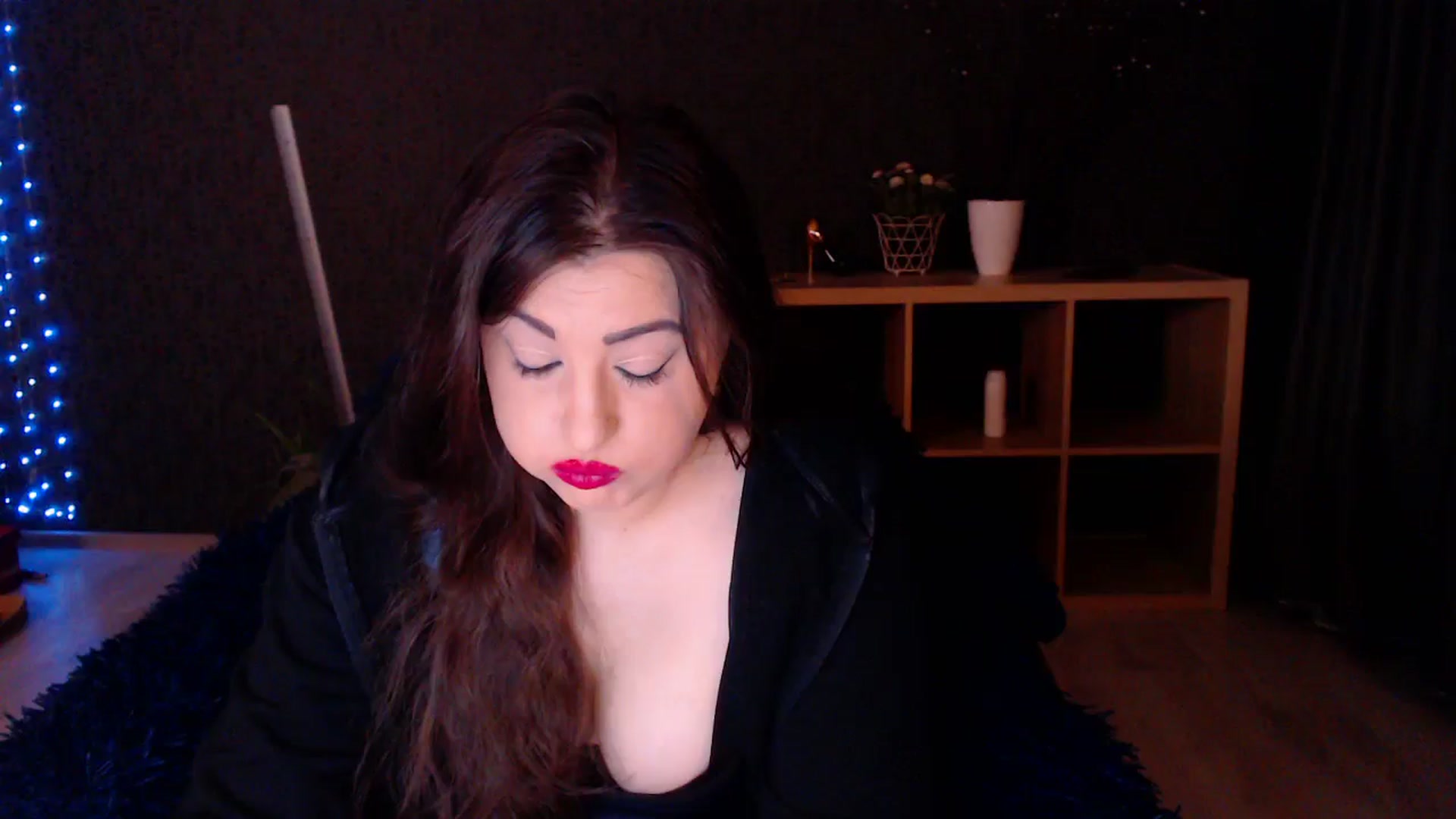 Gallery image thumbnail from HotRebbecca's myfreecams stream on, 03/17/2025, 23:49 image 1 of 20