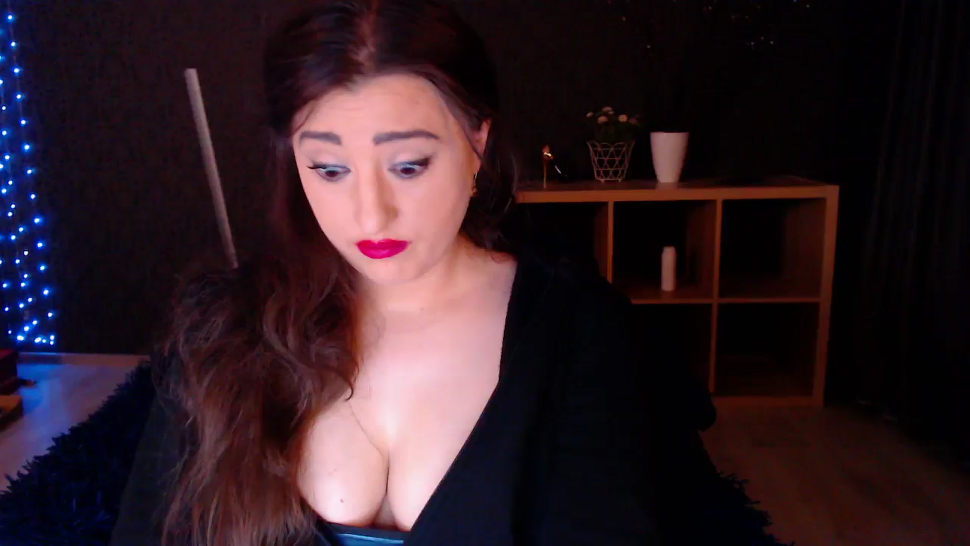 Gallery image thumbnail from HotRebbecca's myfreecams stream on, 03/17/2025, 23:49 image 10 of 20