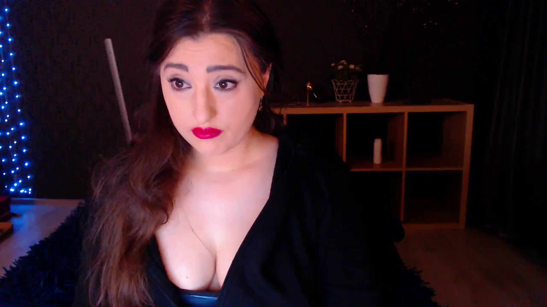 Gallery image thumbnail from HotRebbecca's myfreecams stream on, 03/17/2025, 23:49 image 8 of 20
