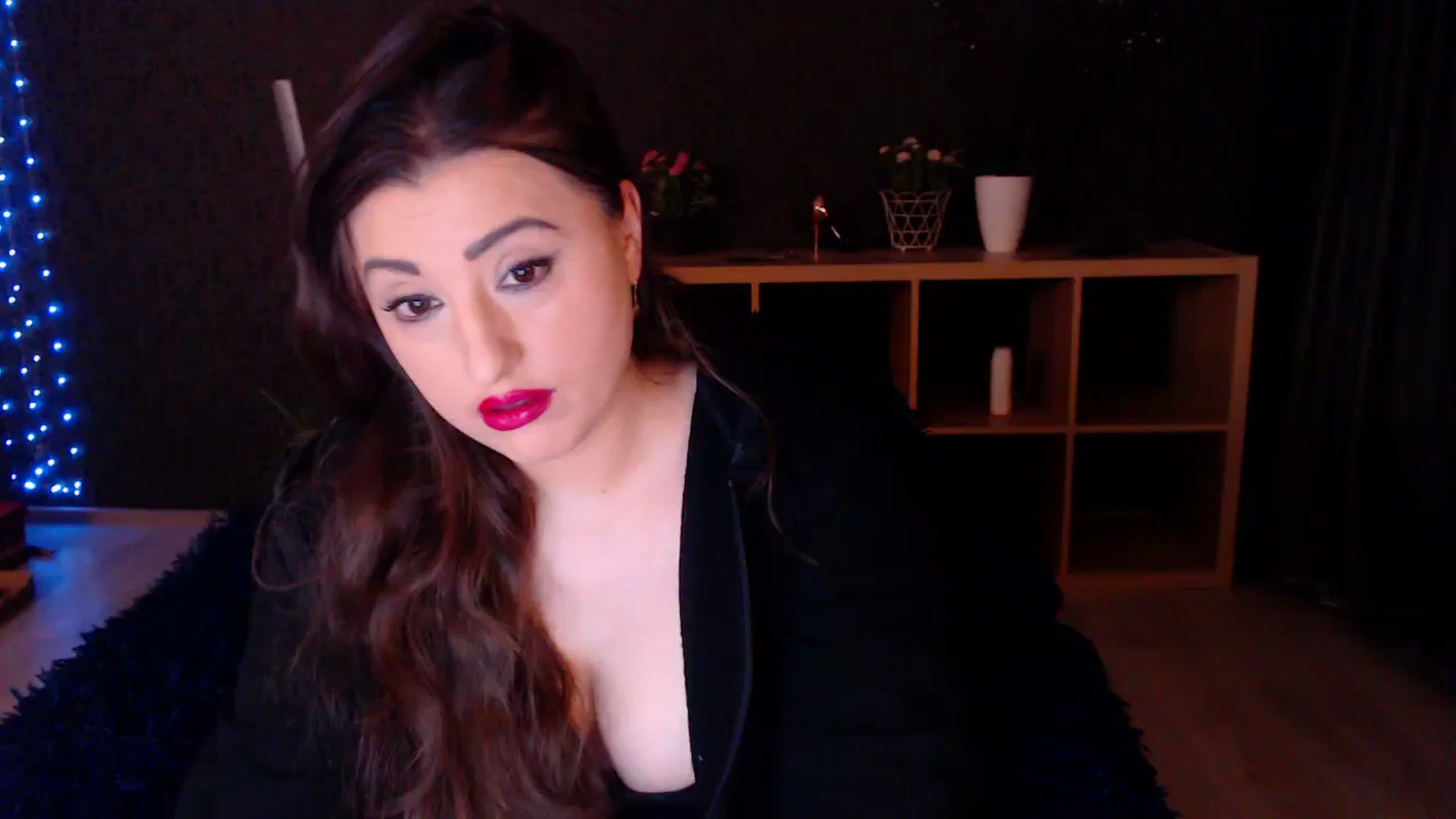 Gallery image thumbnail from HotRebbecca's myfreecams stream on, 03/17/2025, 23:49 image 18 of 20