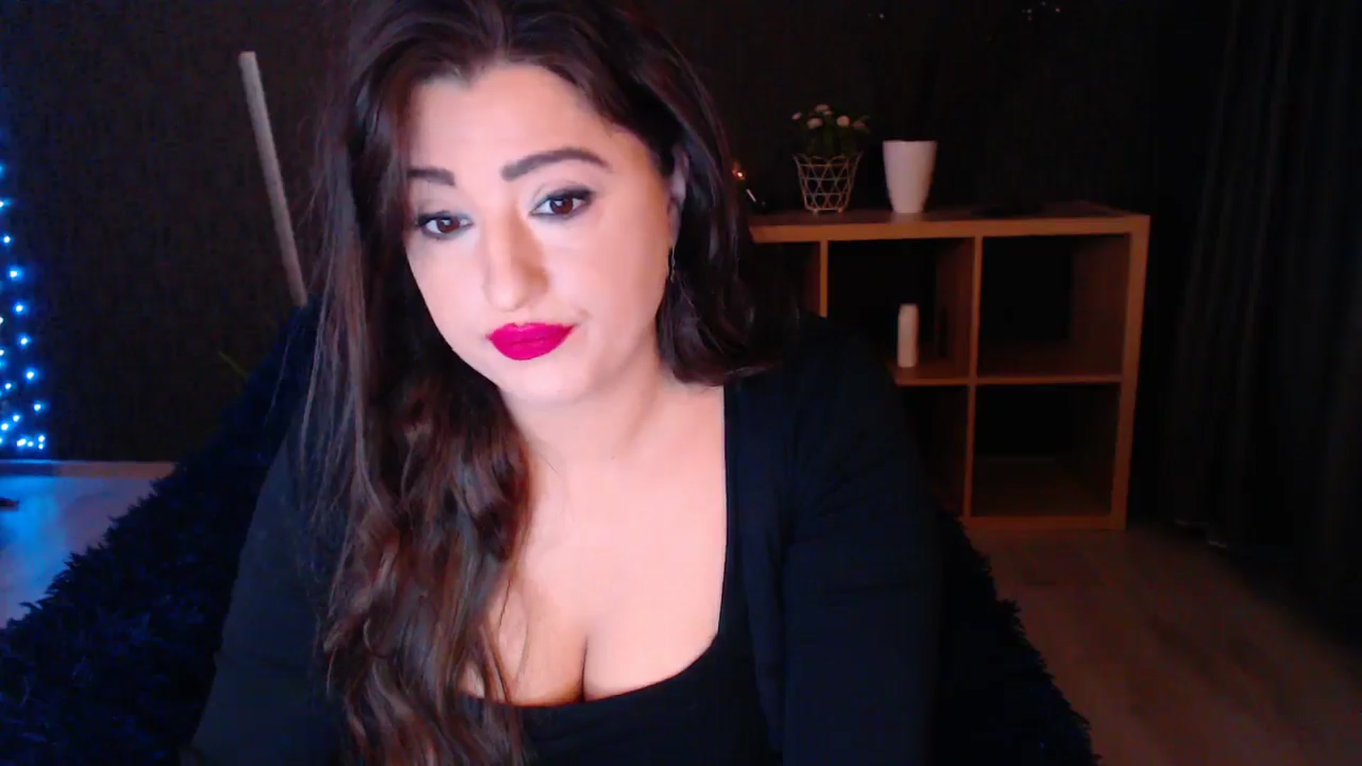 Gallery image thumbnail from HotRebbecca's myfreecams stream on, 03/19/2025, 02:45 image 7 of 20