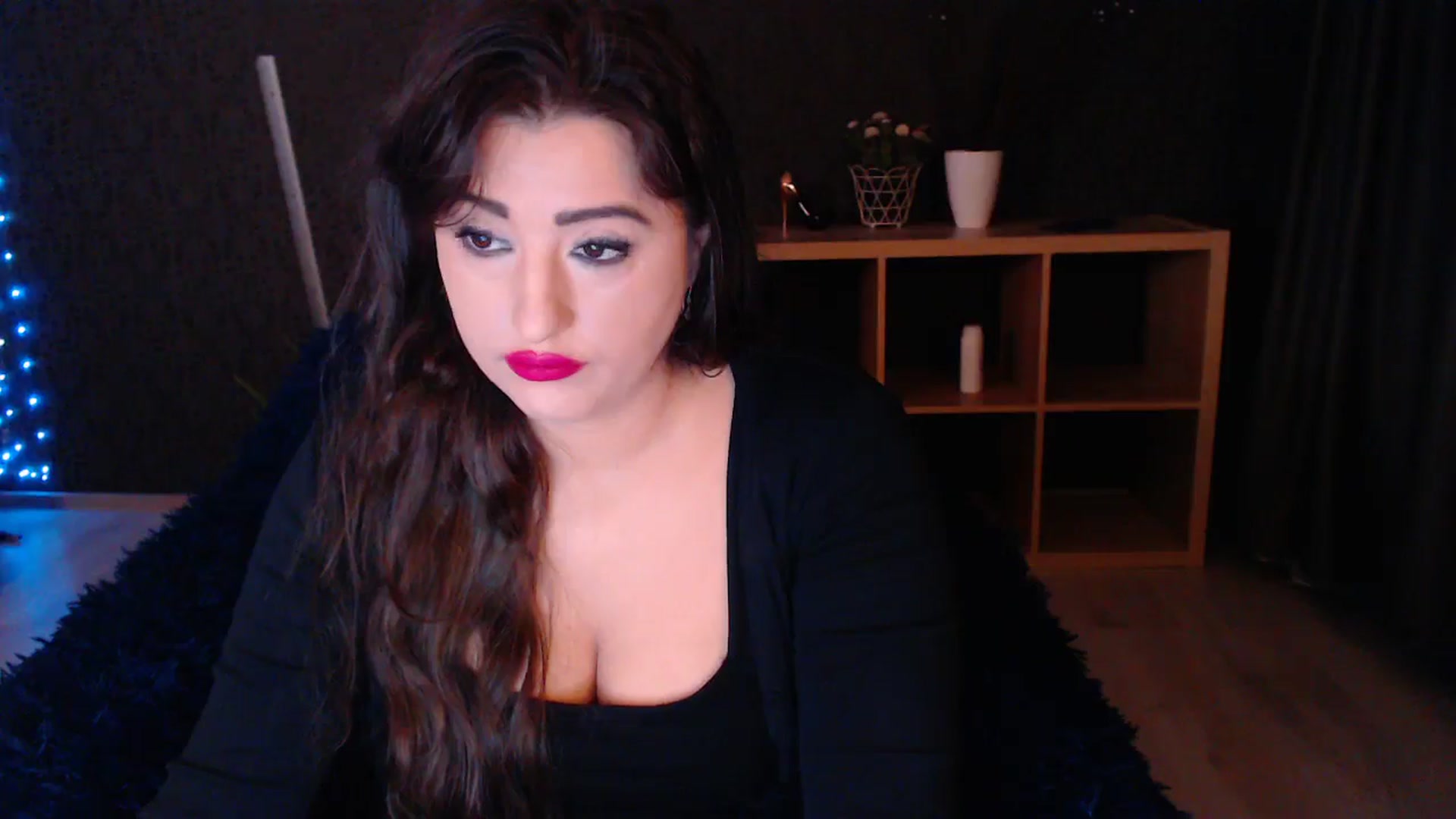 Gallery image thumbnail from HotRebbecca's myfreecams stream on, 03/19/2025, 02:45 image 10 of 20