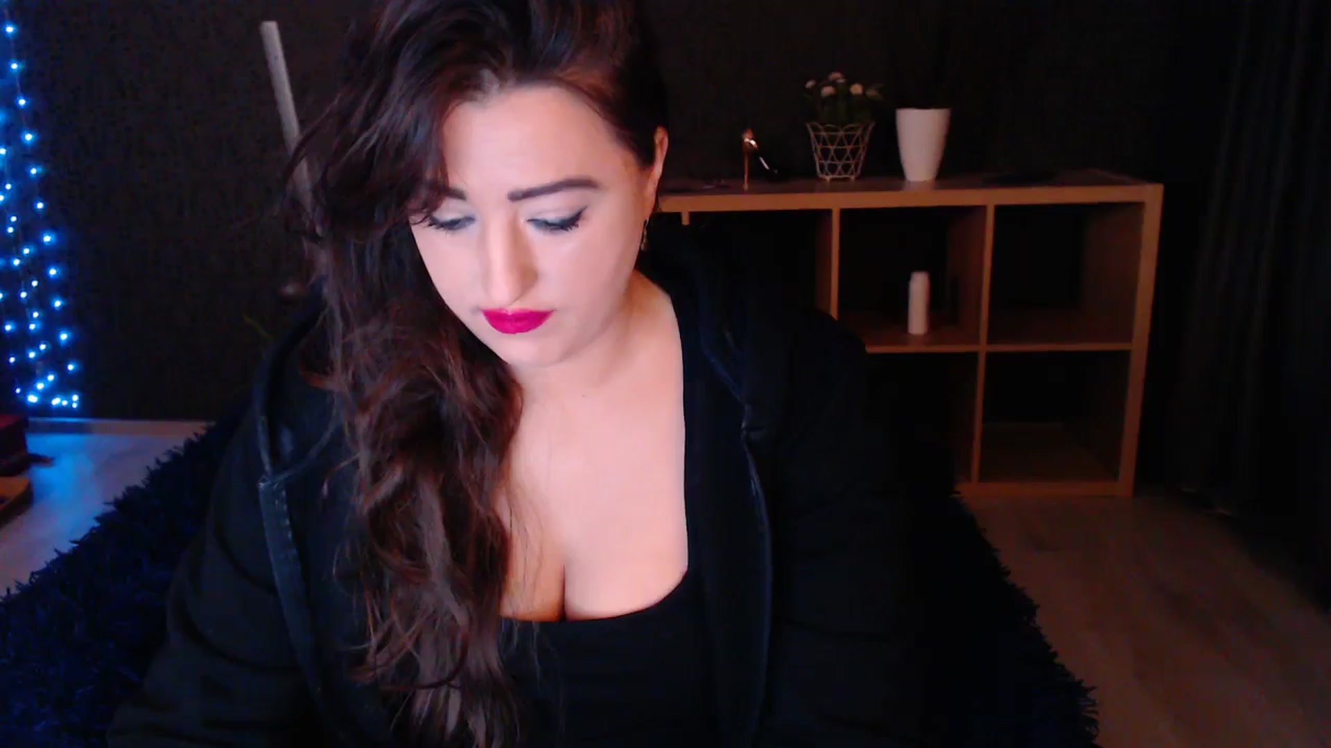 Gallery image thumbnail from HotRebbecca's myfreecams stream on, 03/19/2025, 02:45 image 19 of 20