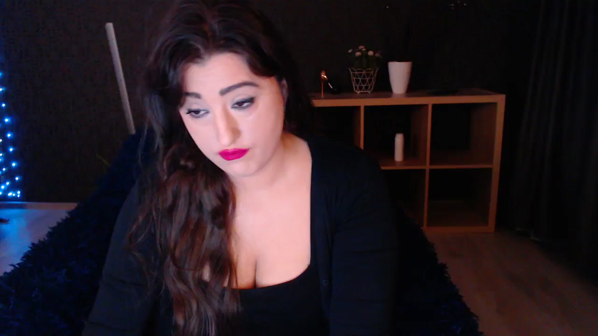 Gallery image thumbnail from HotRebbecca's myfreecams stream on, 03/19/2025, 02:45 image 9 of 20