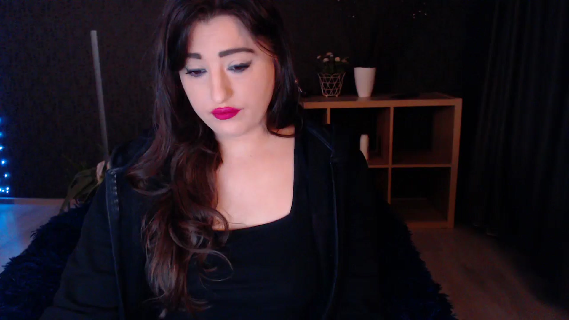 Gallery image thumbnail from HotRebbecca's myfreecams stream on, 03/20/2025, 03:27 image 17 of 20