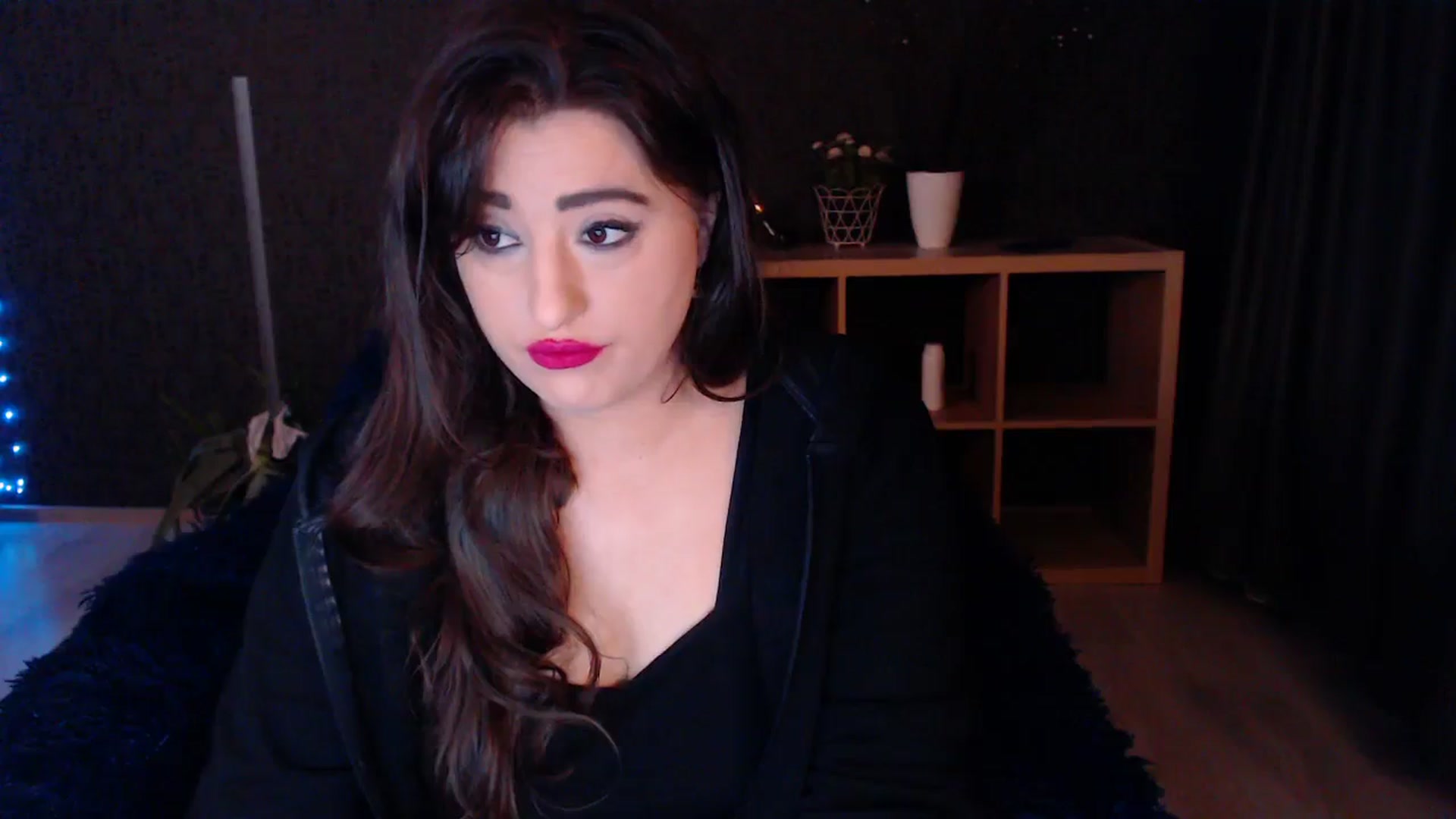 Gallery image thumbnail from HotRebbecca's myfreecams stream on, 03/20/2025, 03:27 image 14 of 20