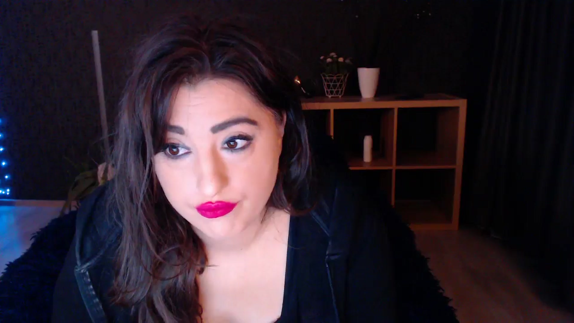 Gallery image thumbnail from HotRebbecca's myfreecams stream on, 03/20/2025, 03:27 image 10 of 20