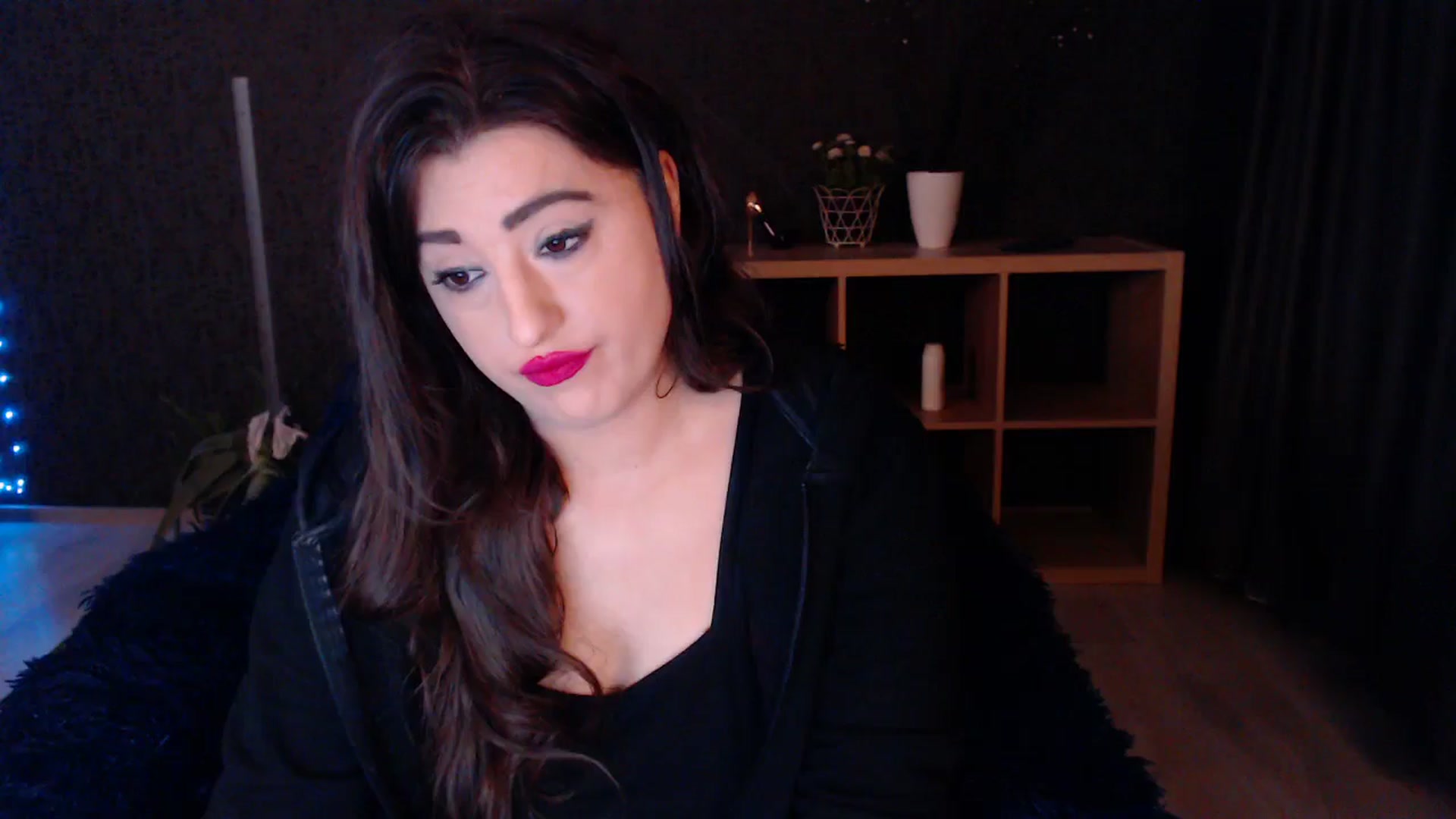 Gallery image thumbnail from HotRebbecca's myfreecams stream on, 03/20/2025, 03:27 image 13 of 20