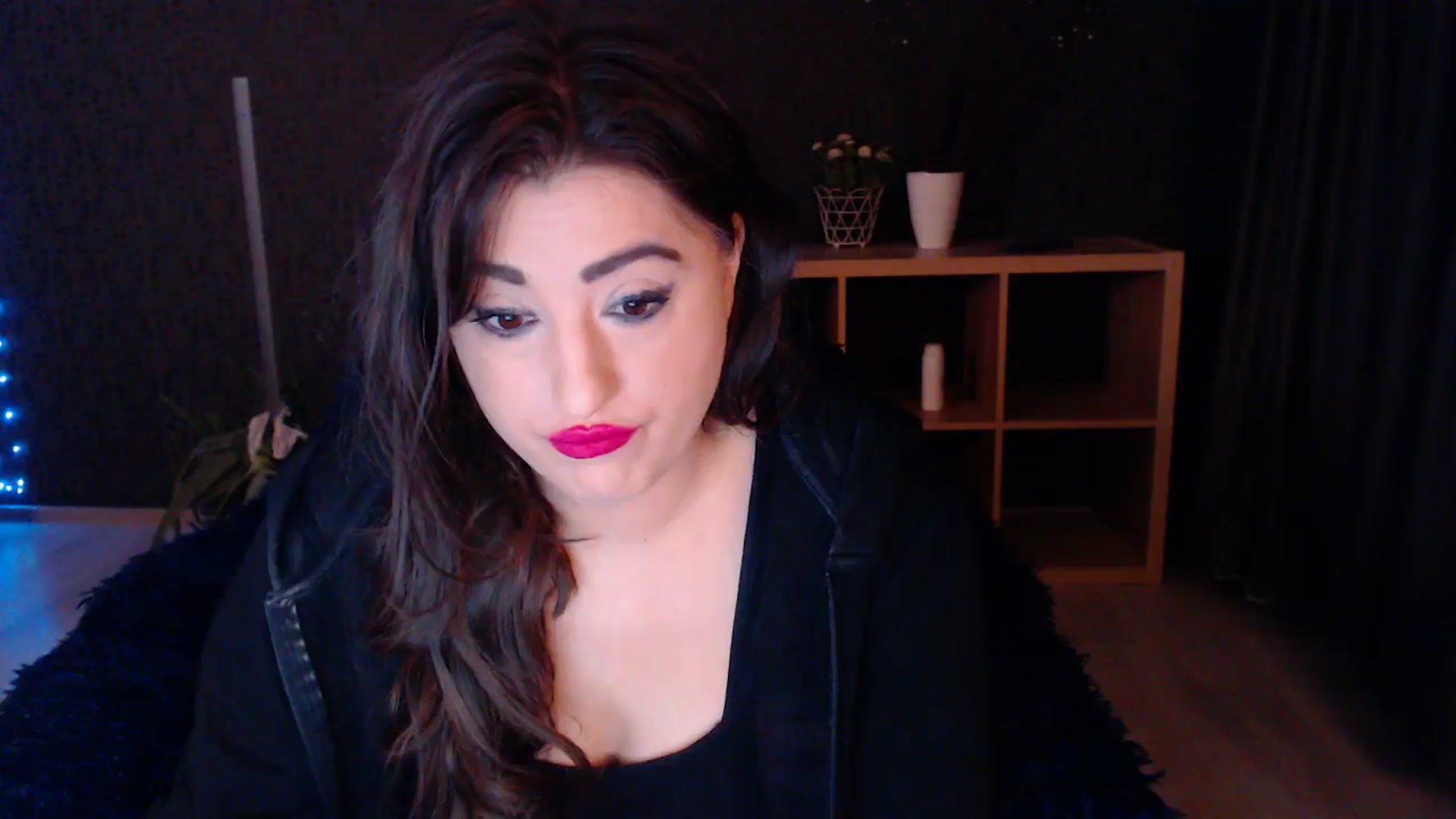Gallery image thumbnail from HotRebbecca's myfreecams stream on, 03/20/2025, 03:27 image 6 of 20