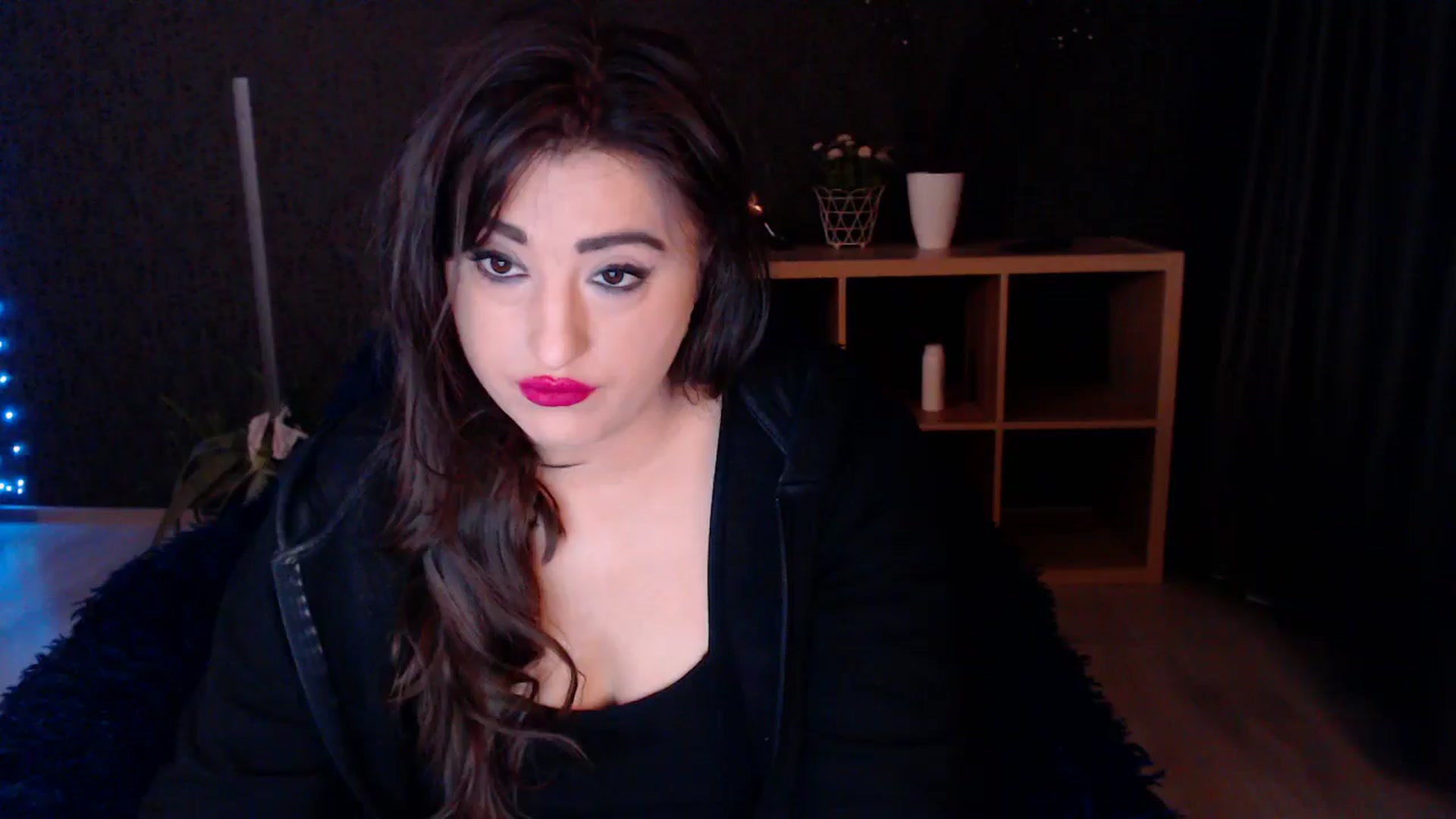 Gallery image thumbnail from HotRebbecca's myfreecams stream on, 03/20/2025, 03:27 image 5 of 20