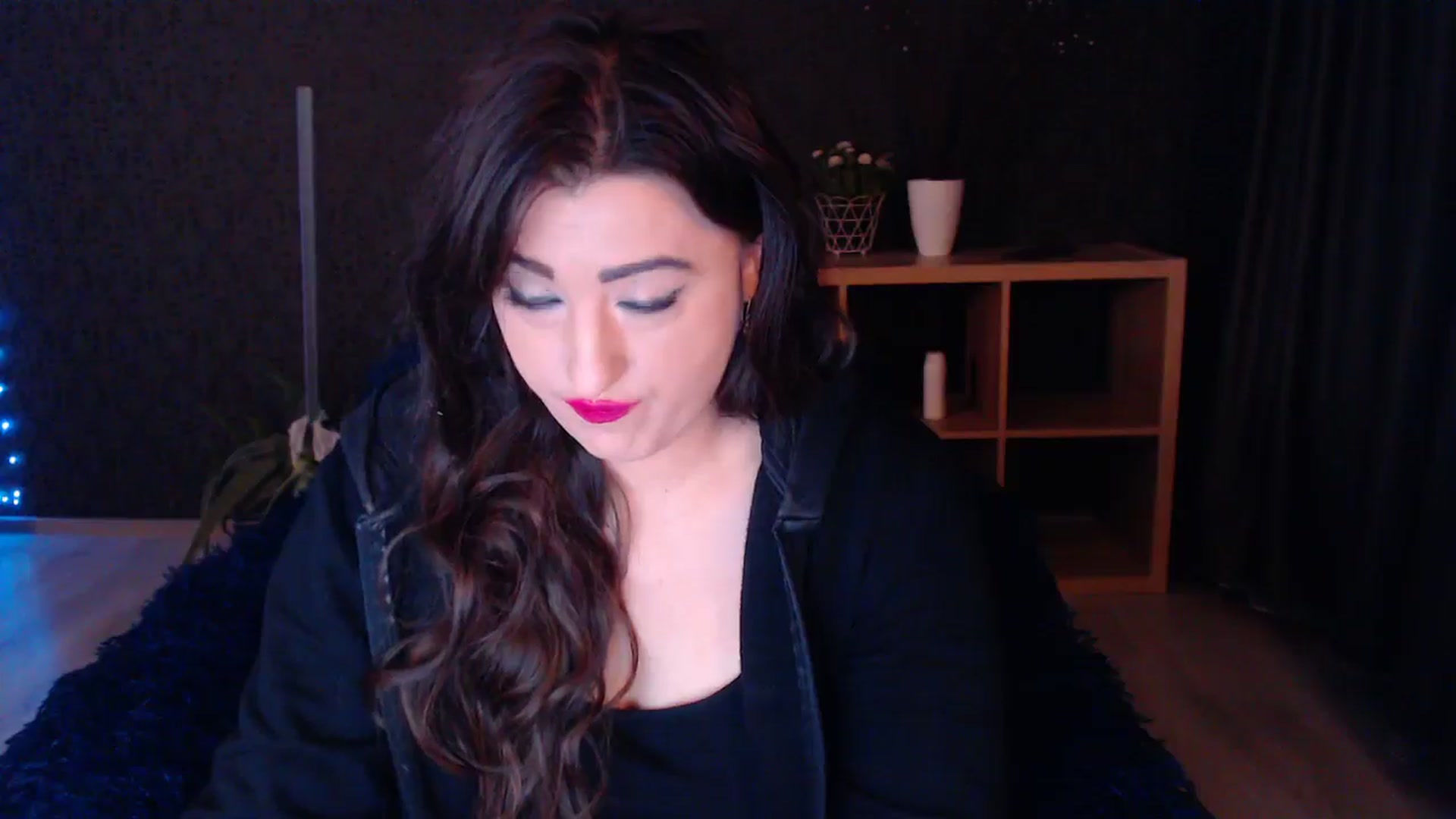 Gallery image thumbnail from HotRebbecca's myfreecams stream on, 03/21/2025, 02:05 image 19 of 20