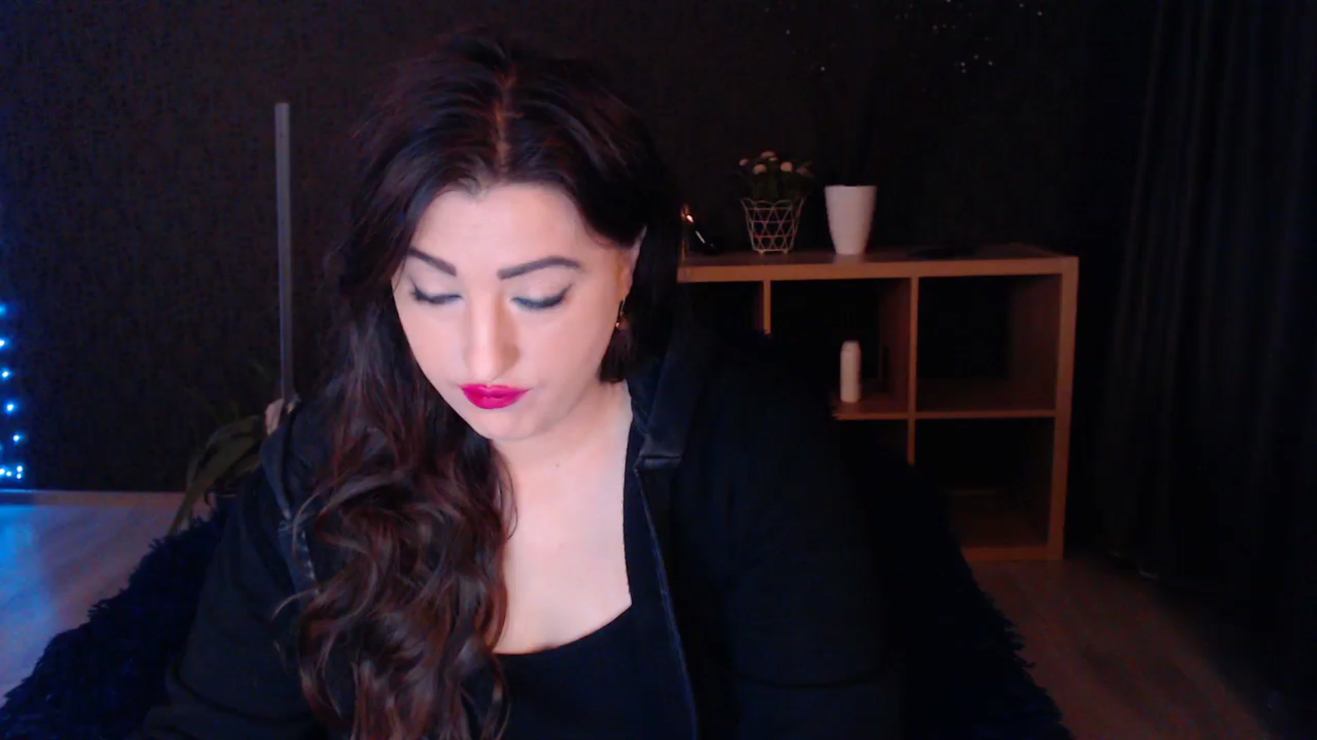 Gallery image thumbnail from HotRebbecca's myfreecams stream on, 03/21/2025, 02:05 image 9 of 20