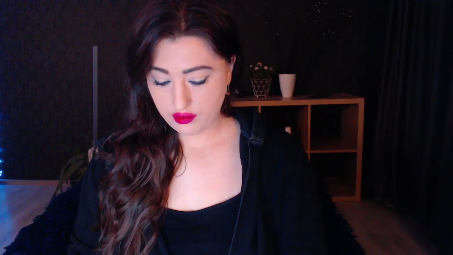 Gallery image thumbnail from HotRebbecca's myfreecams stream on, 03/21/2025, 02:05 image 6 of 20