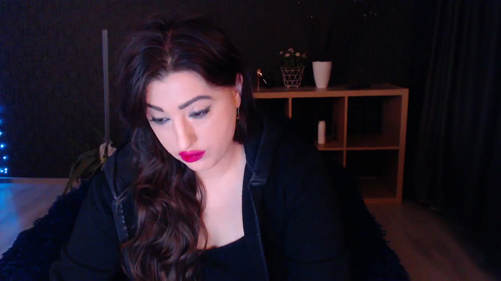 Gallery image thumbnail from HotRebbecca's myfreecams stream on, 03/21/2025, 02:05 image 15 of 20