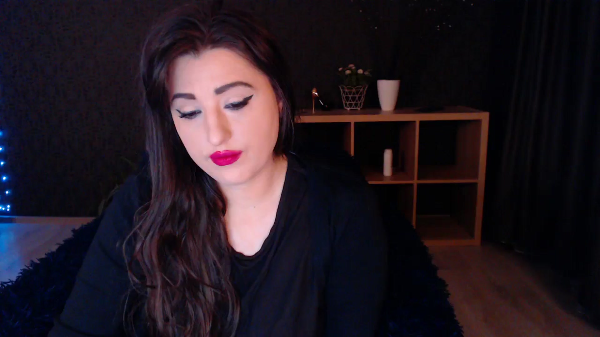 Gallery image thumbnail from HotRebbecca's myfreecams stream on, 03/23/2025, 03:47 image 3 of 20