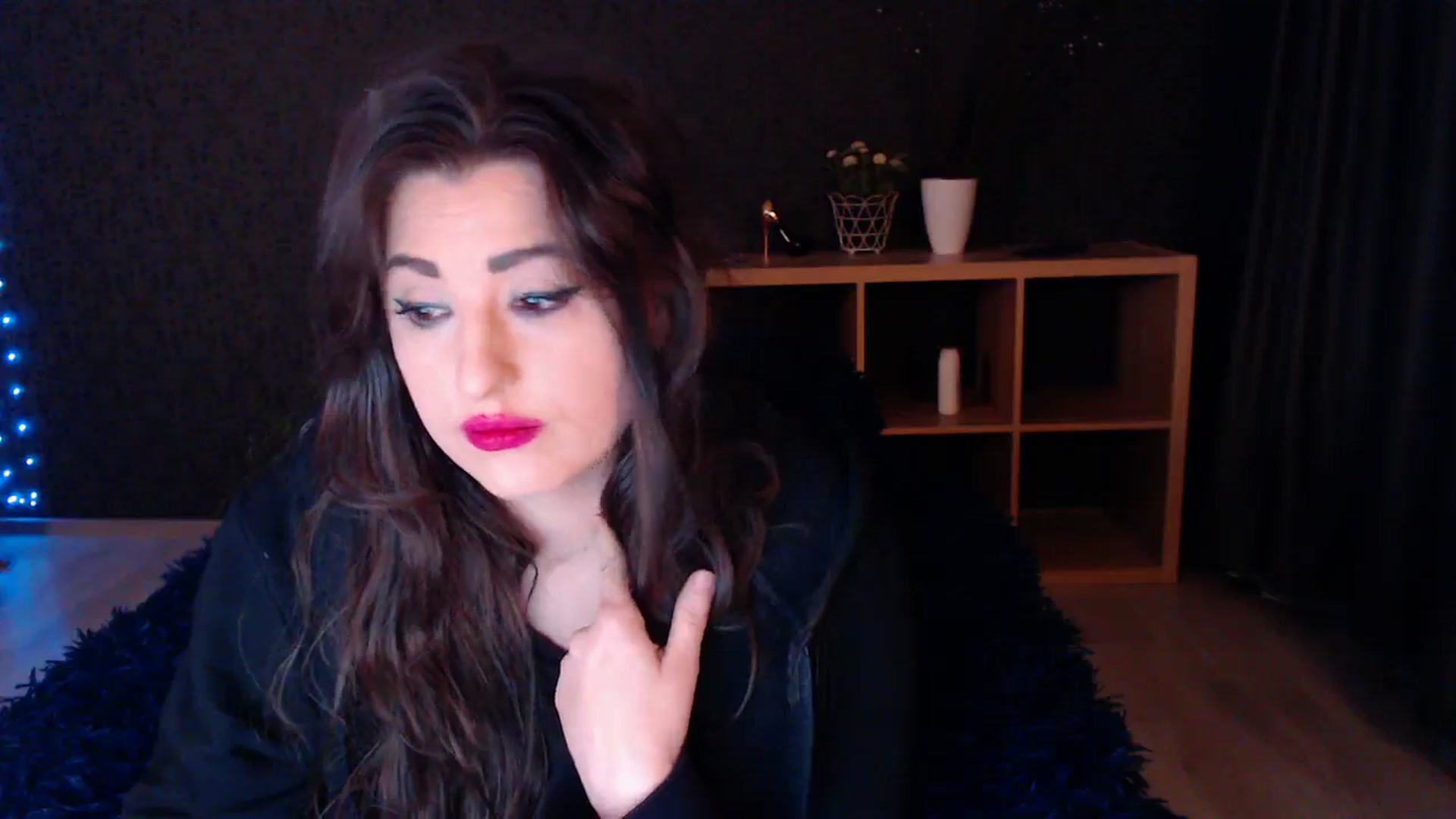 Gallery image thumbnail from HotRebbecca's myfreecams stream on, 03/23/2025, 03:47 image 15 of 20