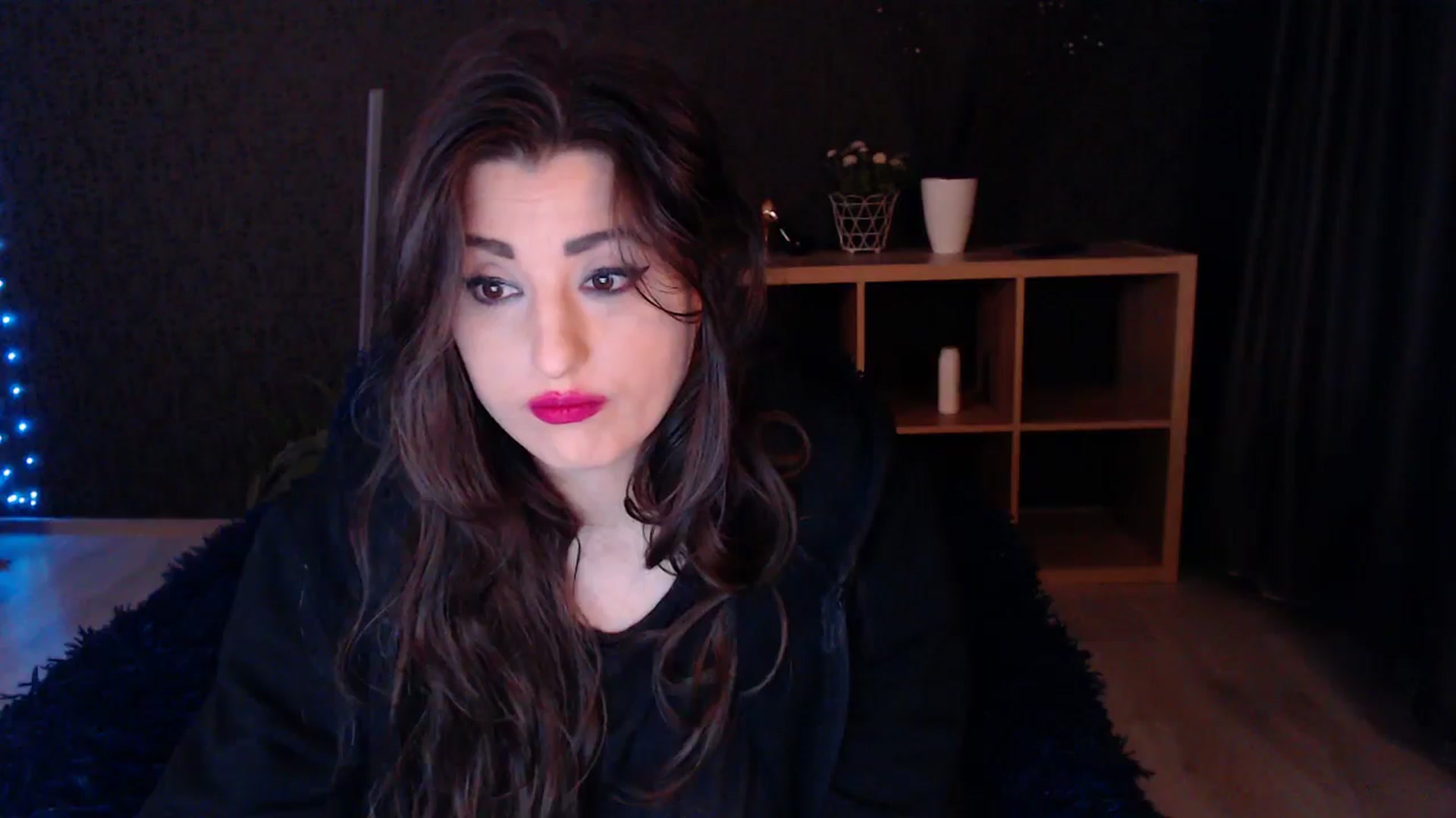 Gallery image thumbnail from HotRebbecca's myfreecams stream on, 03/23/2025, 03:47 image 16 of 20