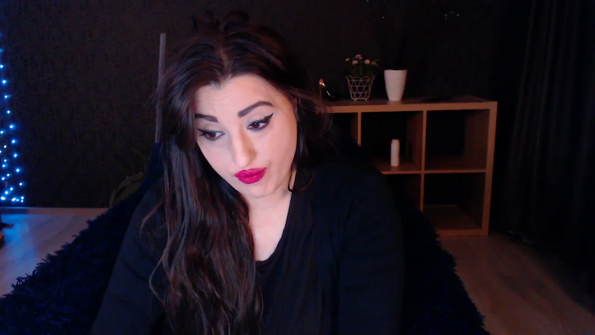 Gallery image thumbnail from HotRebbecca's myfreecams stream on, 03/23/2025, 03:47 image 5 of 20