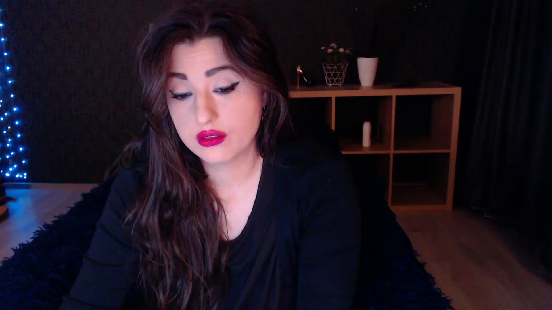 Gallery image thumbnail from HotRebbecca's myfreecams stream on, 03/23/2025, 03:47 image 8 of 20