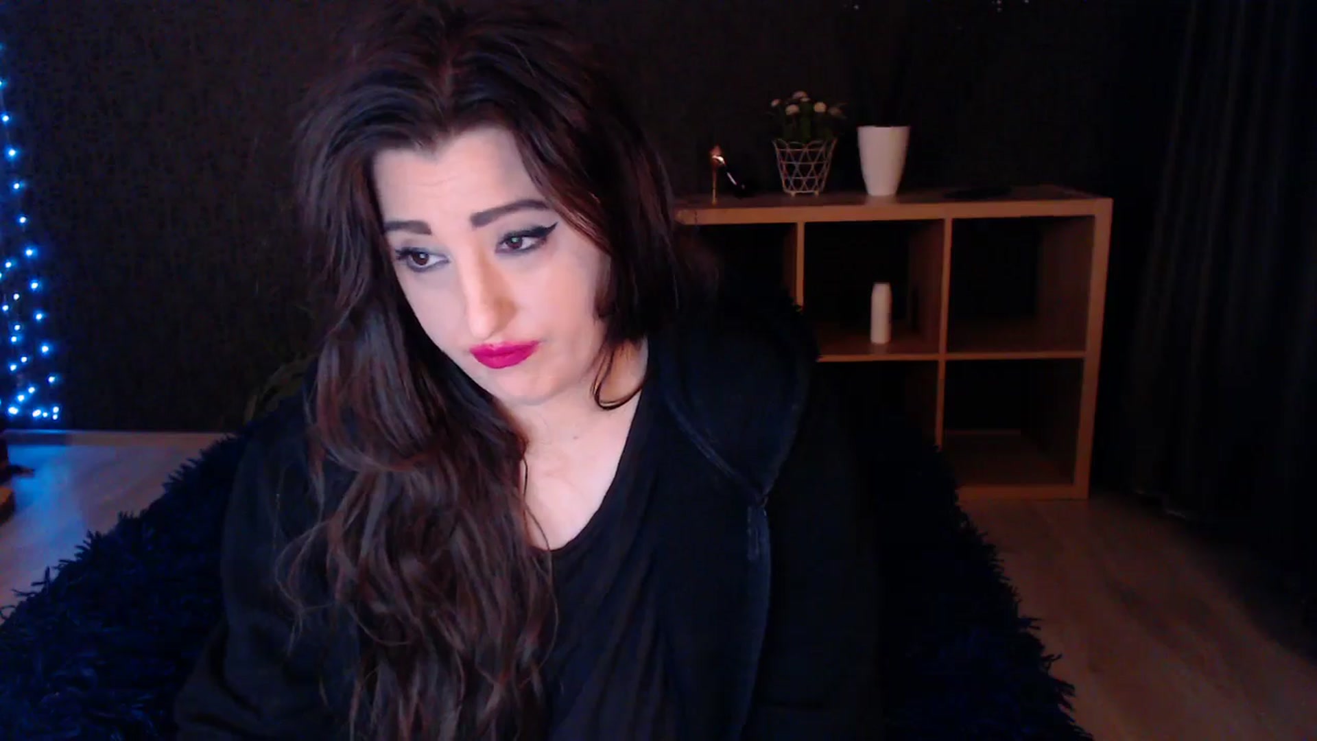 Gallery image thumbnail from HotRebbecca's myfreecams stream on, 03/23/2025, 03:47 image 19 of 20
