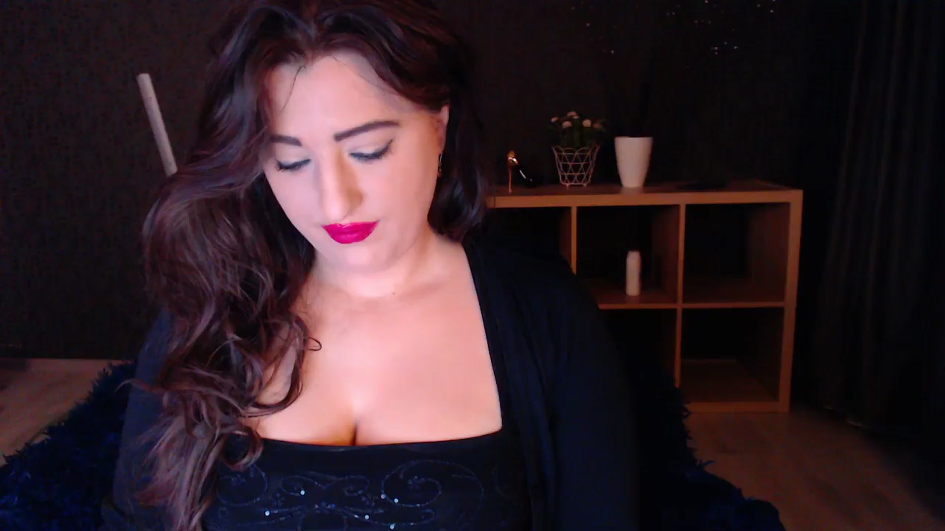 Gallery image thumbnail from HotRebbecca's myfreecams stream on, 03/24/2025, 01:32 image 1 of 20