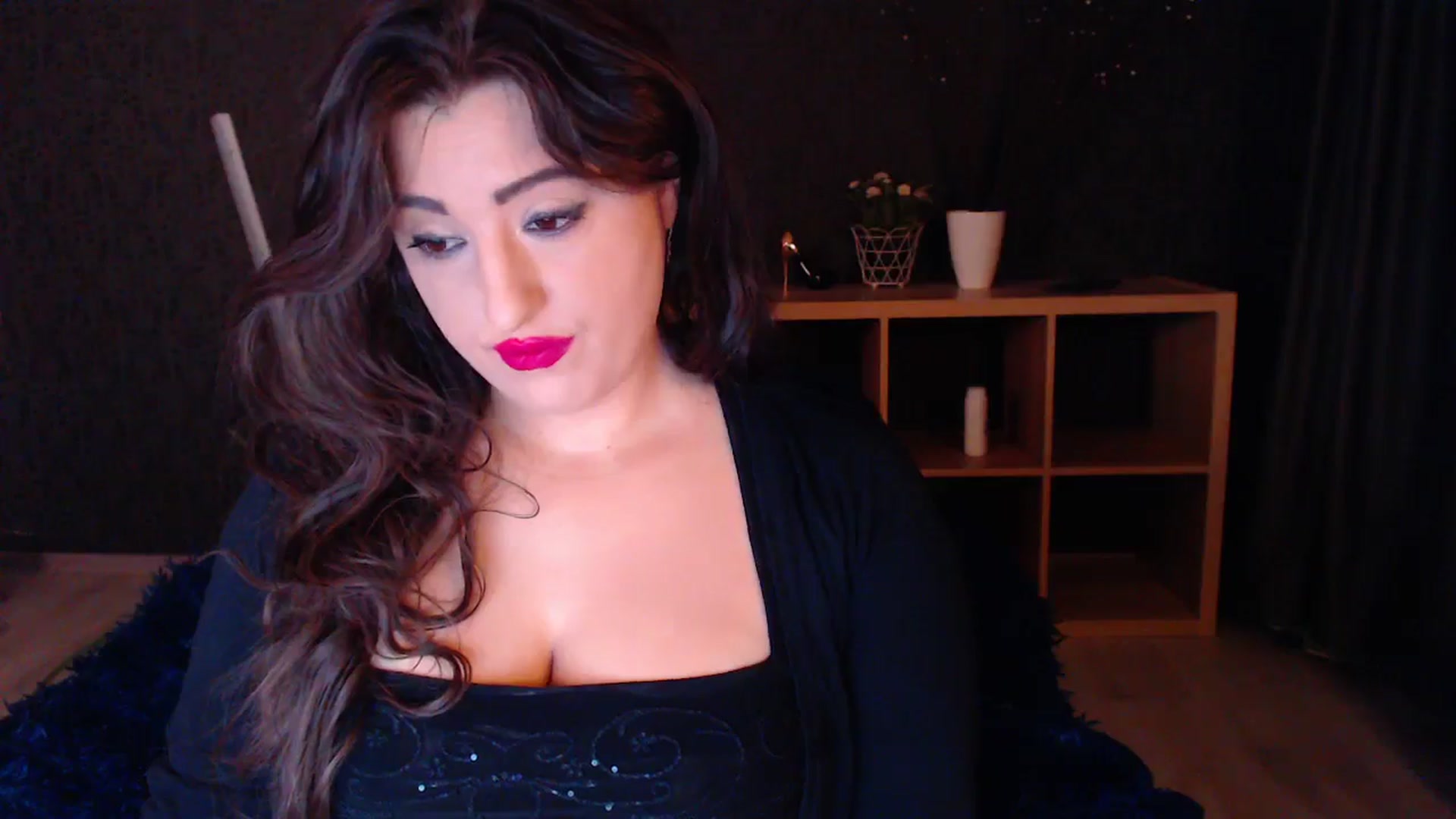 Gallery image thumbnail from HotRebbecca's myfreecams stream on, 03/24/2025, 01:32 image 7 of 20