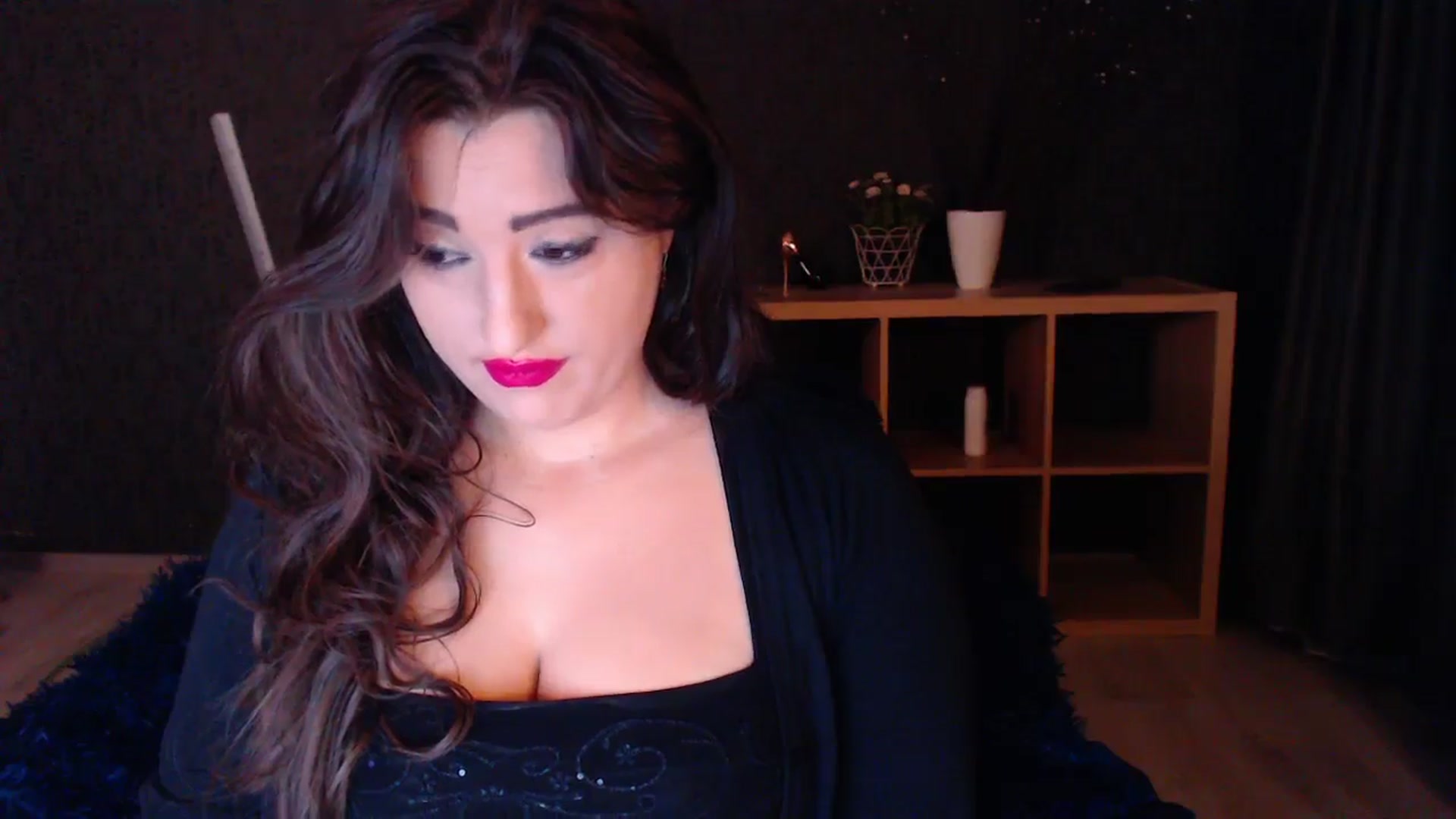 Gallery image thumbnail from HotRebbecca's myfreecams stream on, 03/24/2025, 01:32 image 9 of 20
