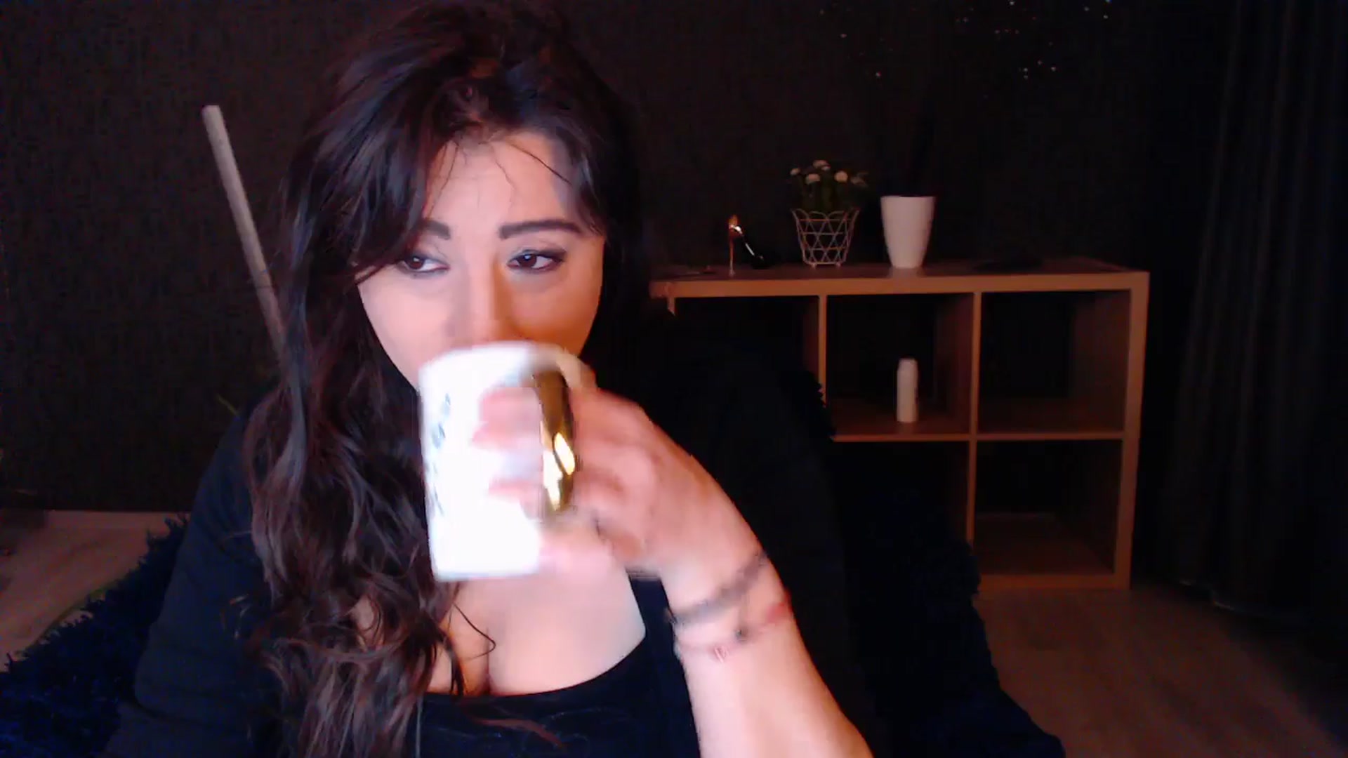 Gallery image thumbnail from HotRebbecca's myfreecams stream on, 03/24/2025, 01:32 image 19 of 20