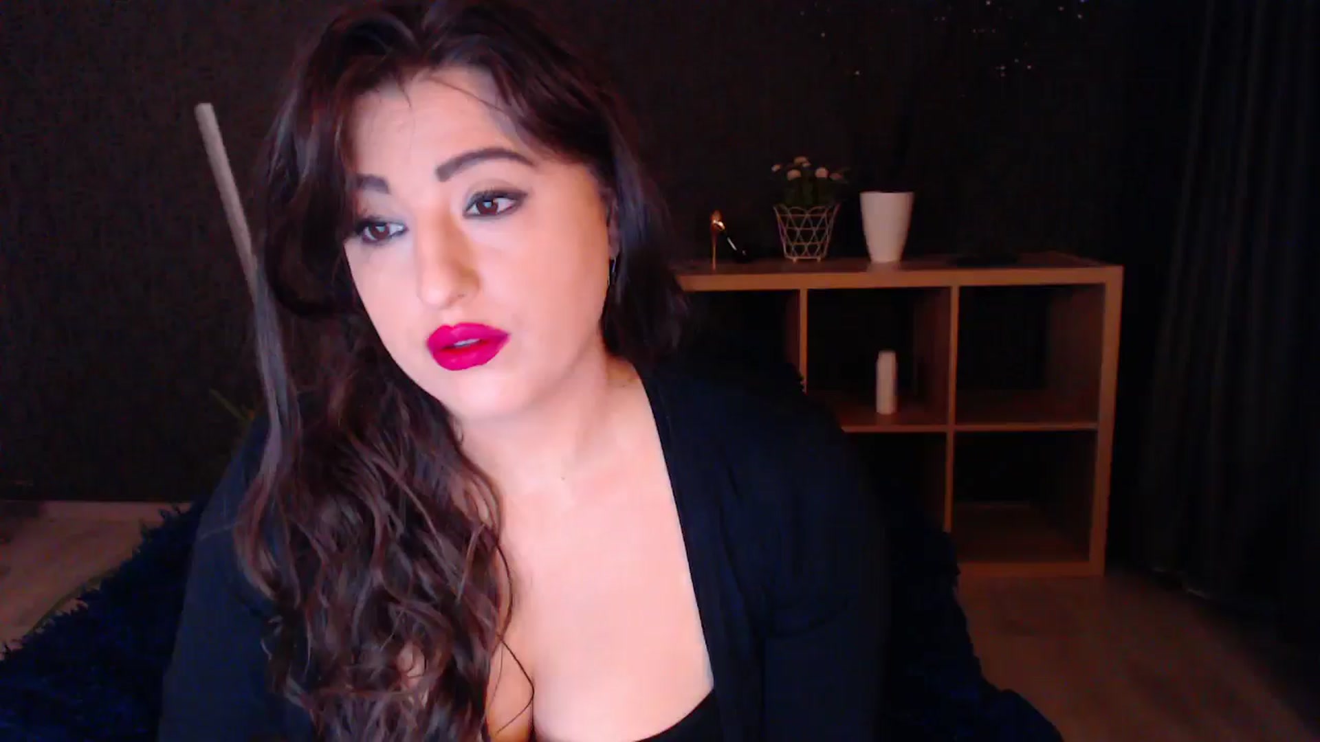 Gallery image thumbnail from HotRebbecca's myfreecams stream on, 03/24/2025, 01:32 image 18 of 20