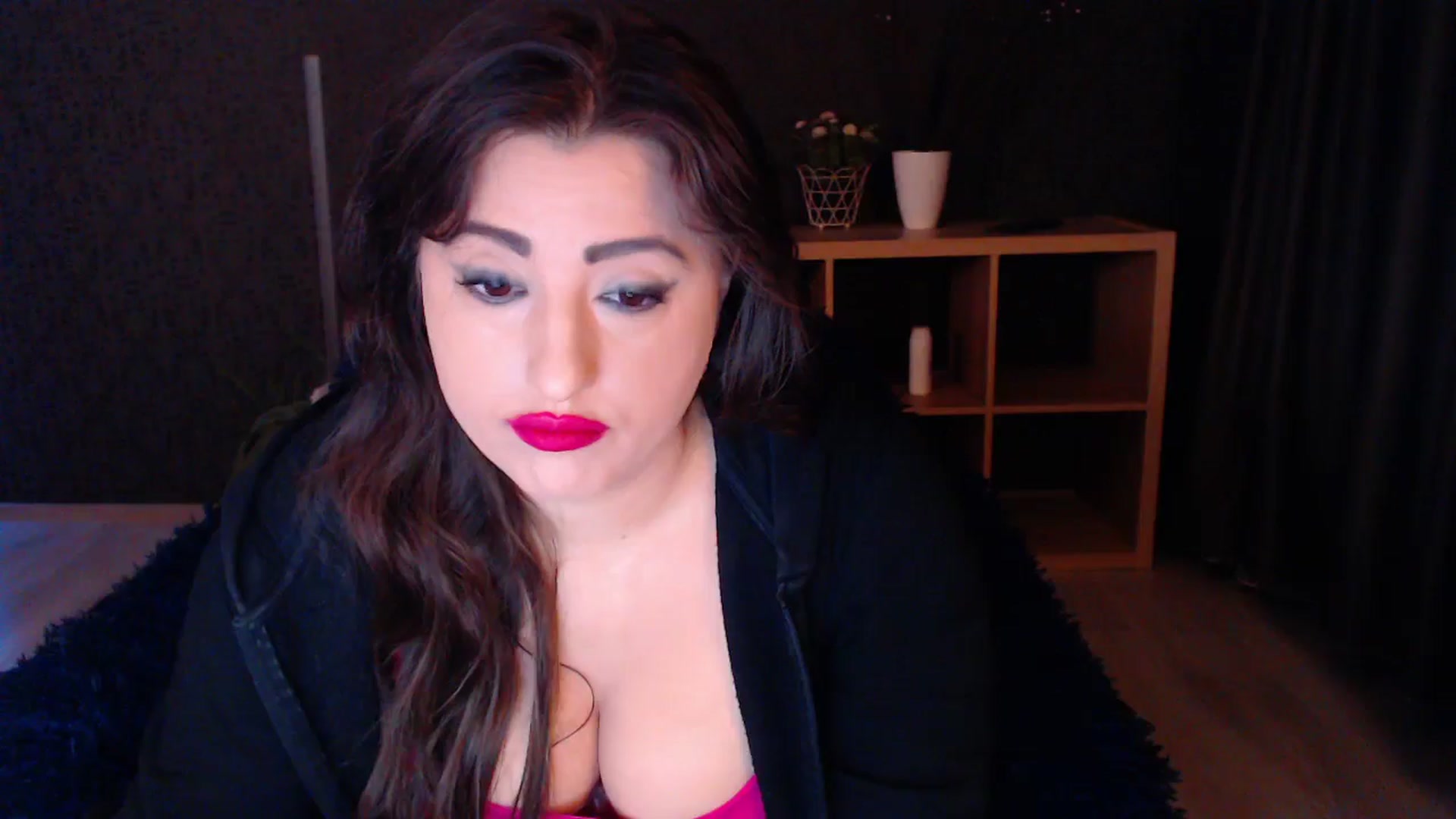 Gallery image thumbnail from HotRebbecca's myfreecams stream on, 03/25/2025, 03:35 image 8 of 20