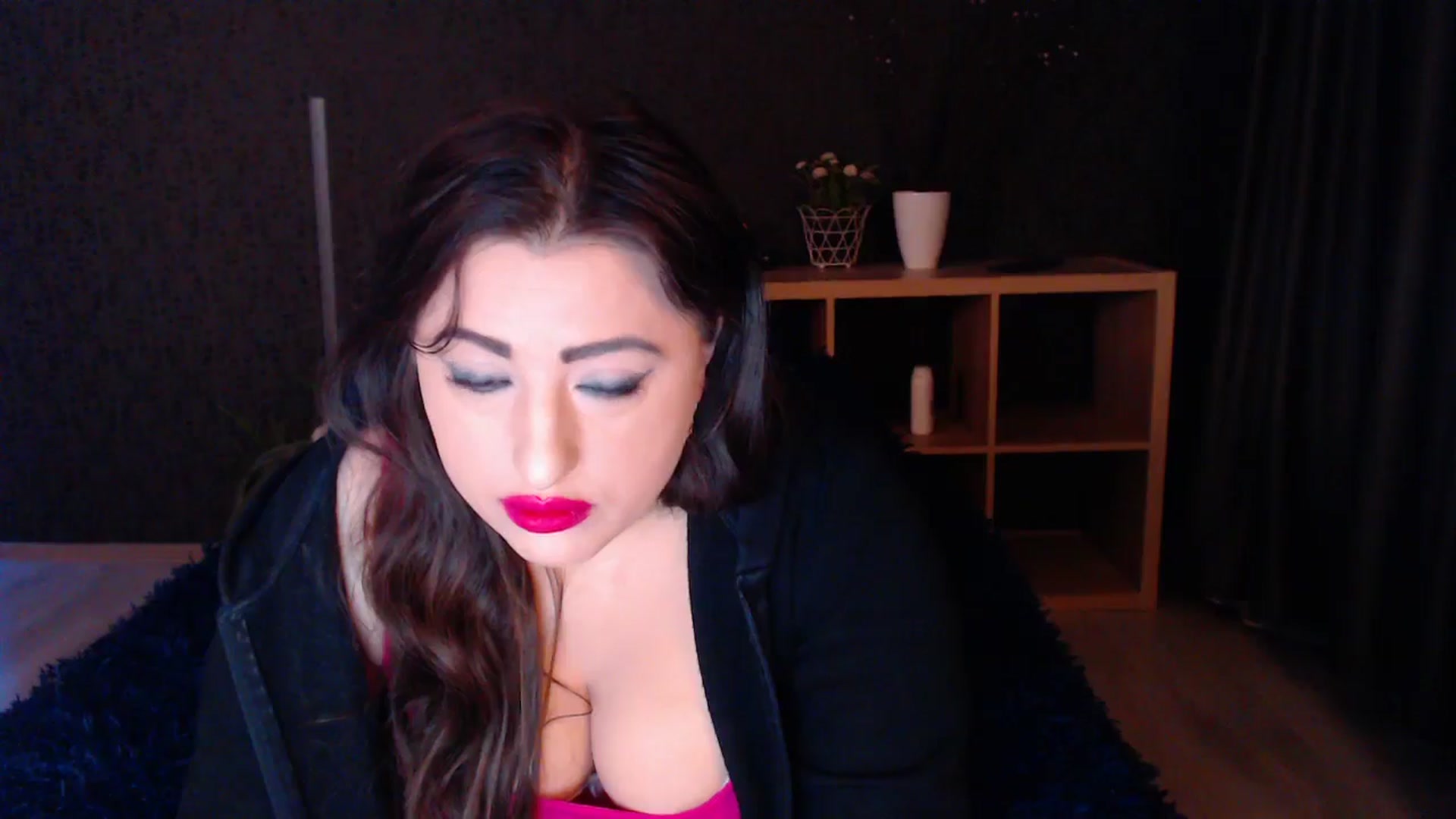 Gallery image thumbnail from HotRebbecca's myfreecams stream on, 03/25/2025, 03:35 image 5 of 20