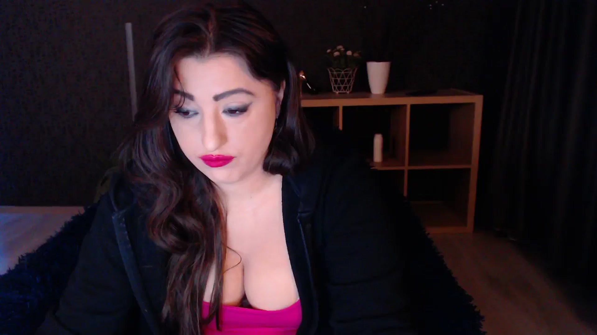 Gallery image thumbnail from HotRebbecca's myfreecams stream on, 03/25/2025, 03:35 image 6 of 20