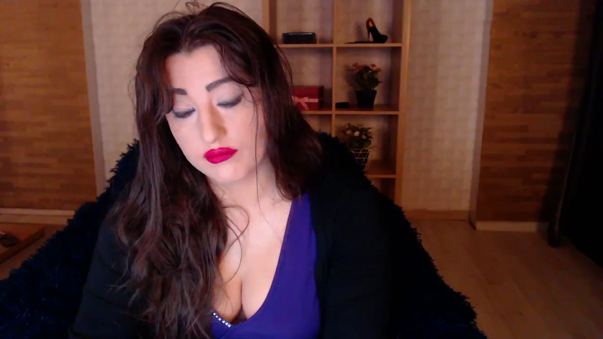 Gallery image thumbnail from HotRebbecca's myfreecams stream on, 03/26/2025, 03:51 image 9 of 20