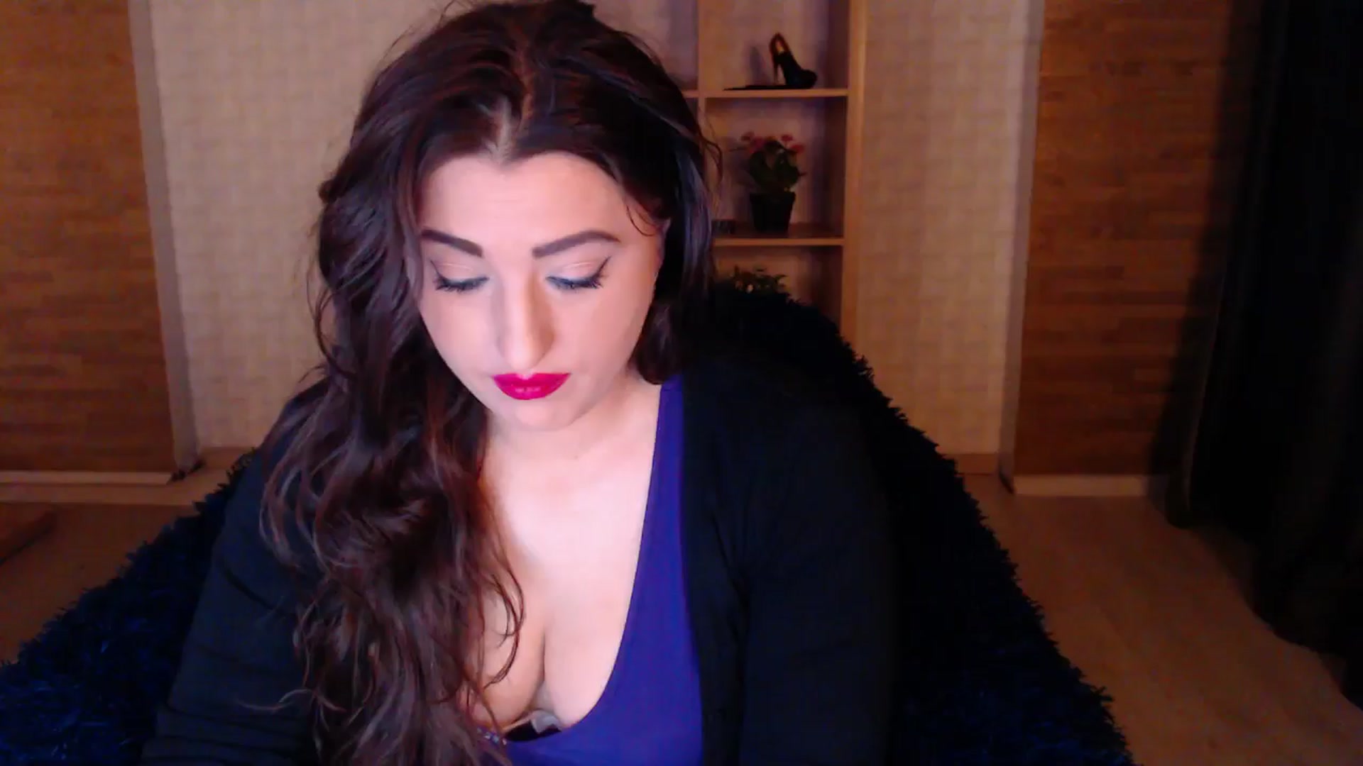 Gallery image thumbnail from HotRebbecca's myfreecams stream on, 03/26/2025, 21:03 image 16 of 20