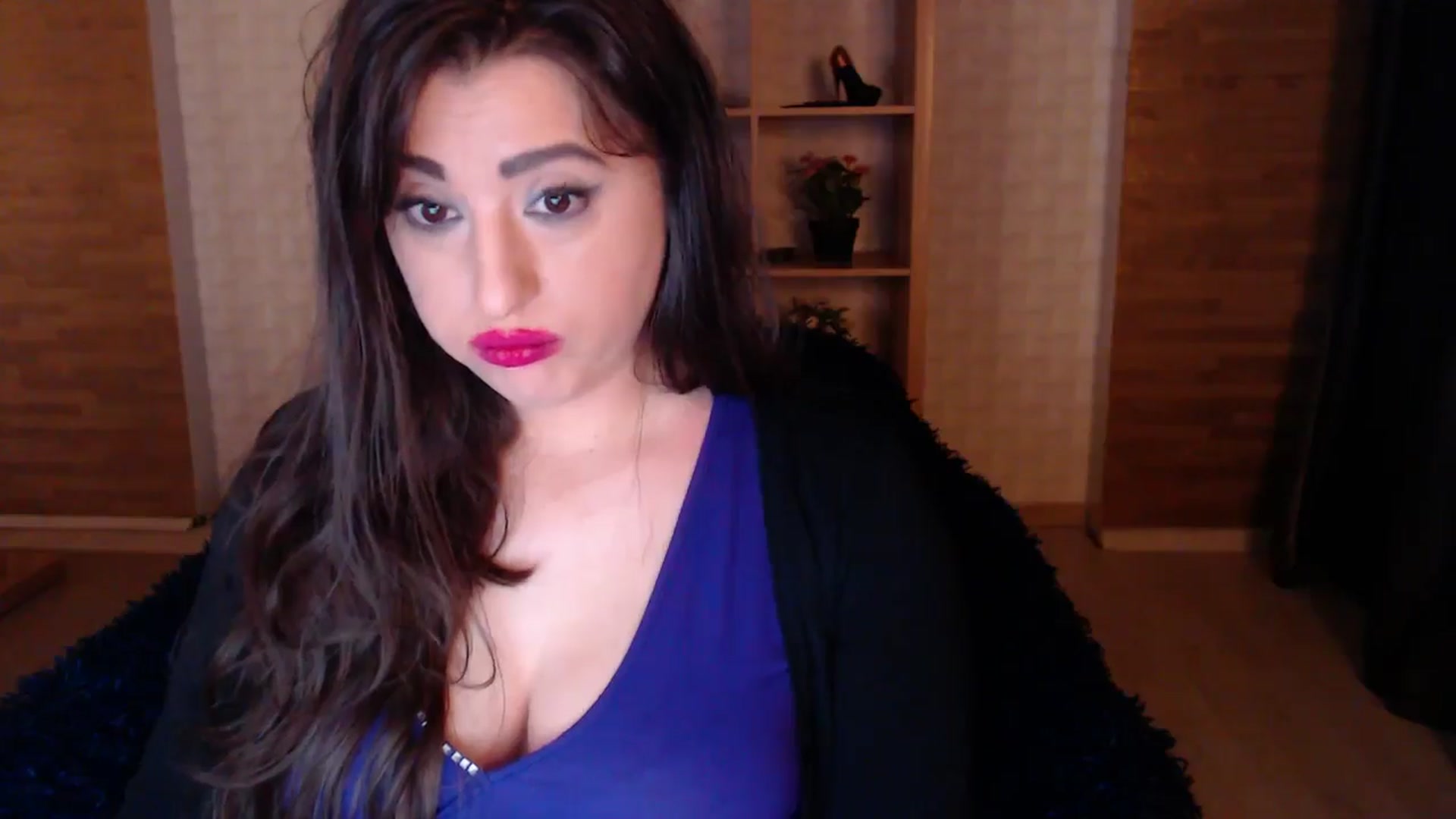 Gallery image thumbnail from HotRebbecca's myfreecams stream on, 03/27/2025, 01:03 image 19 of 20