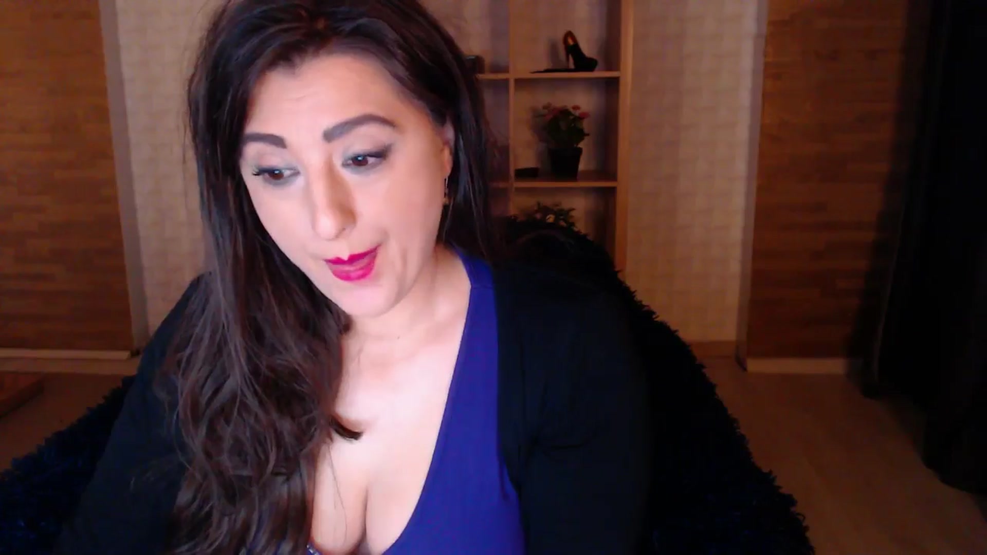 Gallery image thumbnail from HotRebbecca's myfreecams stream on, 03/27/2025, 01:03 image 16 of 20