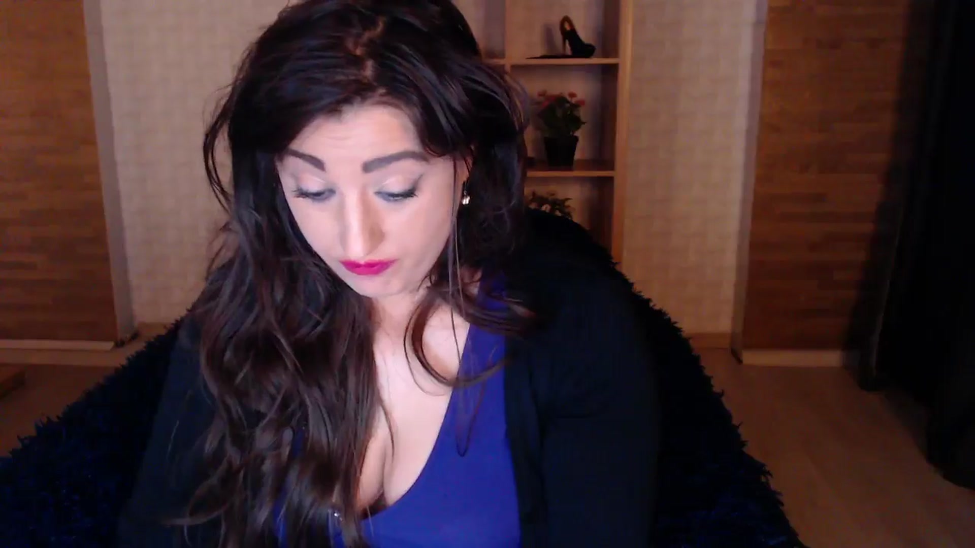 Gallery image thumbnail from HotRebbecca's myfreecams stream on, 03/27/2025, 03:07 image 18 of 20