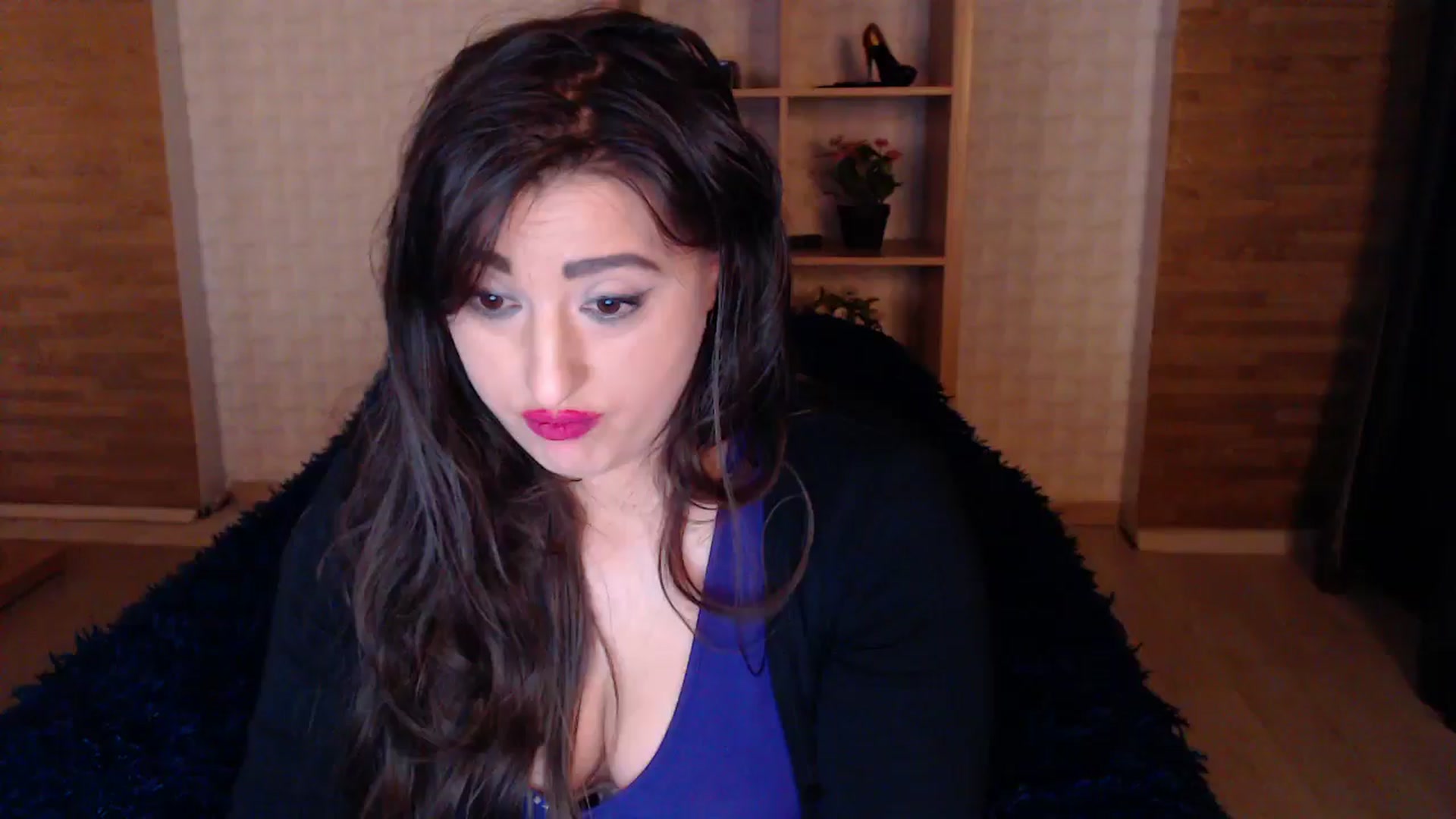 Gallery image thumbnail from HotRebbecca's myfreecams stream on, 03/27/2025, 03:07 image 16 of 20