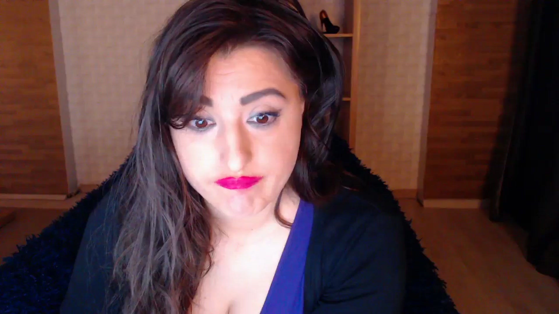 Gallery image thumbnail from HotRebbecca's myfreecams stream on, 03/27/2025, 03:07 image 3 of 20