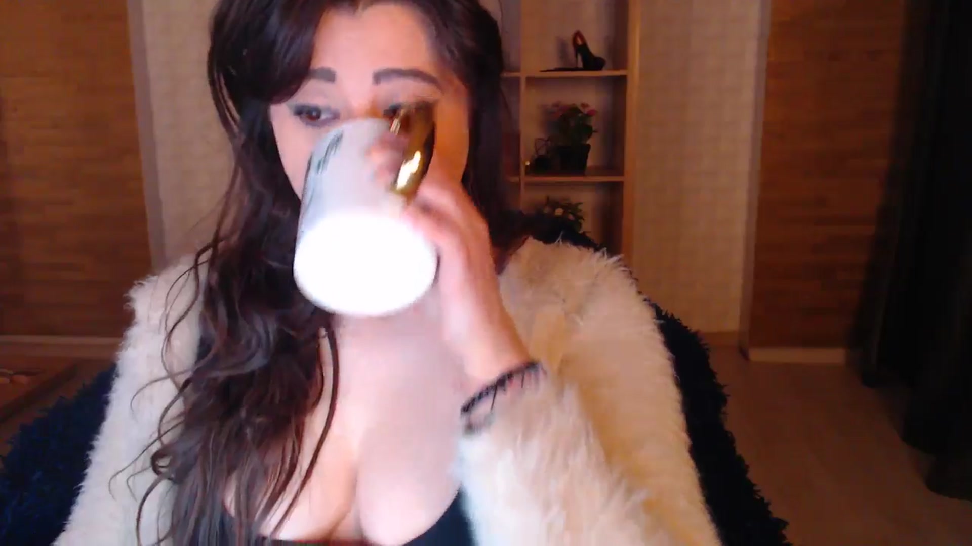 Gallery image thumbnail from HotRebbecca's myfreecams stream on, 04/03/2025, 03:19 image 17 of 20