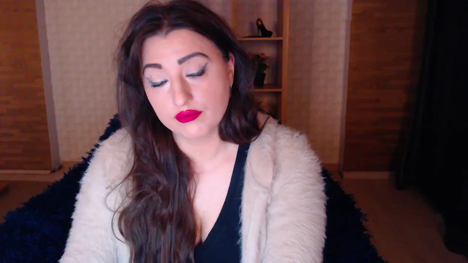 Gallery image thumbnail from HotRebbecca's myfreecams stream on, 04/07/2025, 01:25 image 12 of 20