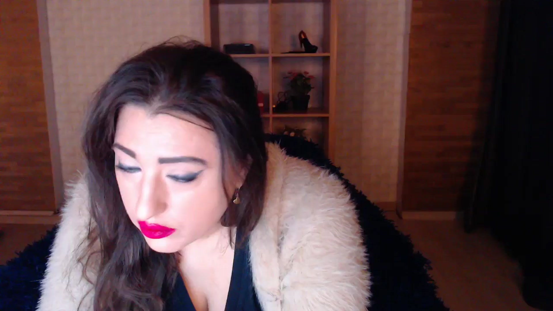 Gallery image thumbnail from HotRebbecca's myfreecams stream on, 04/07/2025, 01:25 image 1 of 20