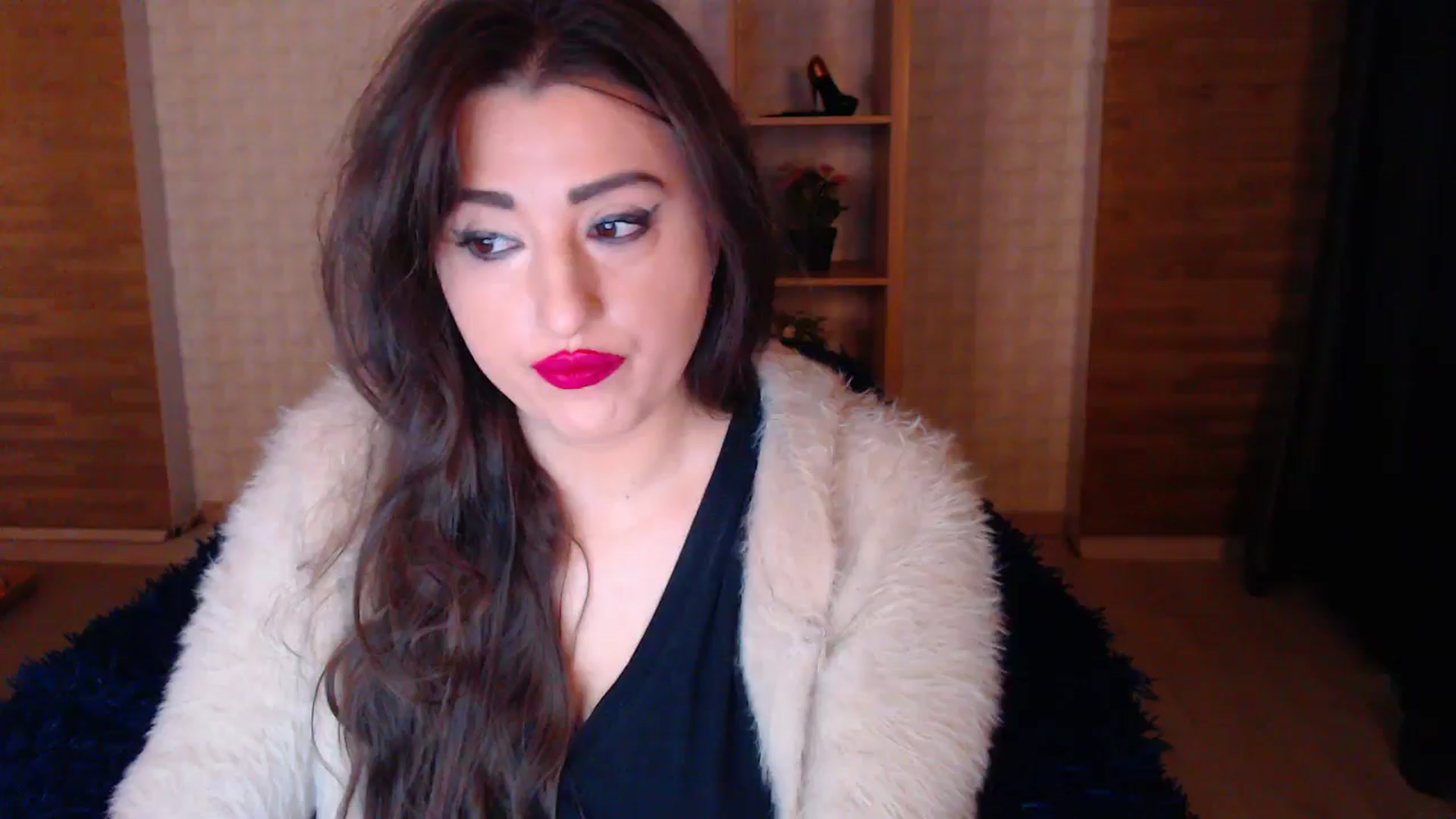 Gallery image thumbnail from HotRebbecca's myfreecams stream on, 04/07/2025, 01:25 image 6 of 20