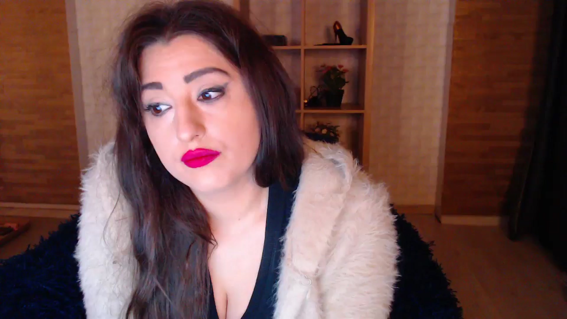 Gallery image thumbnail from HotRebbecca's myfreecams stream on, 04/07/2025, 03:23 image 5 of 20